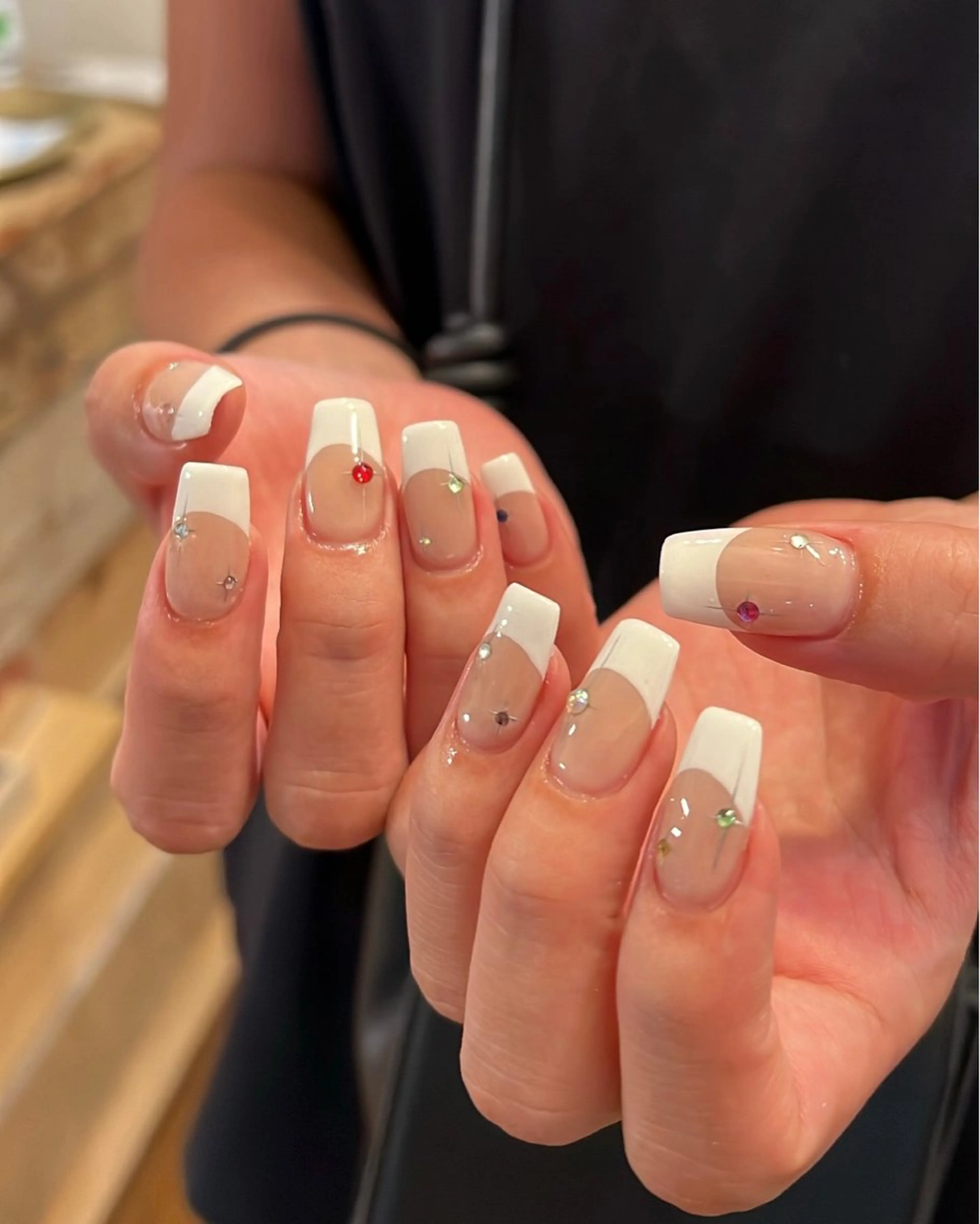 ネイル ハンドネイル フットネイル ハンドケア Nes.Nail所属・Miyagi Asamiのネイルデザイン