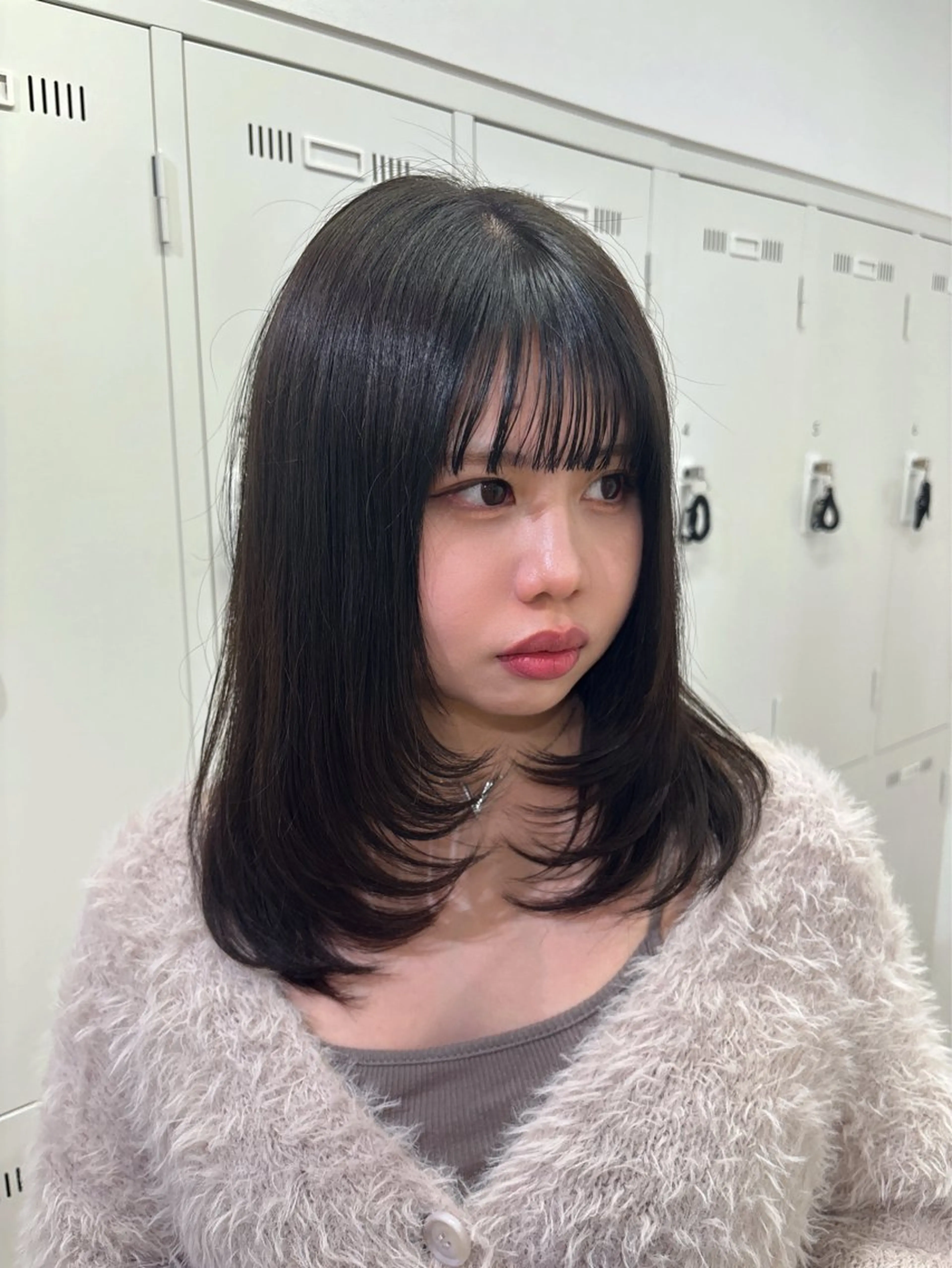 ミディアム カラー レイヤーカット カット ヘアカラー トリートメント 長妻莉央/縮毛矯正 髪質改善カラーのヘアスタイル