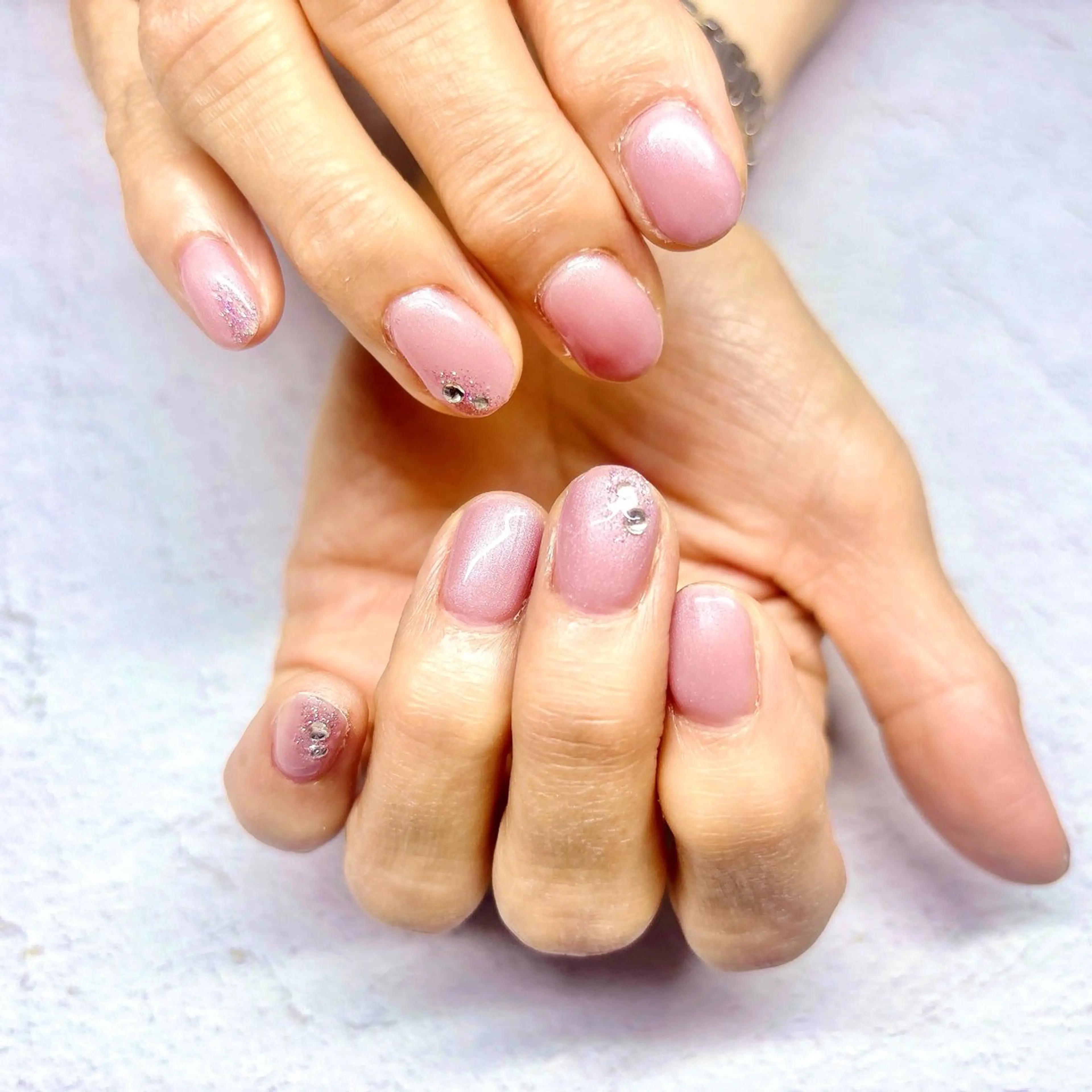 ネイル アートネイル ワンカラーネイル MYu Beauty Salon  MAIのネイルデザイン