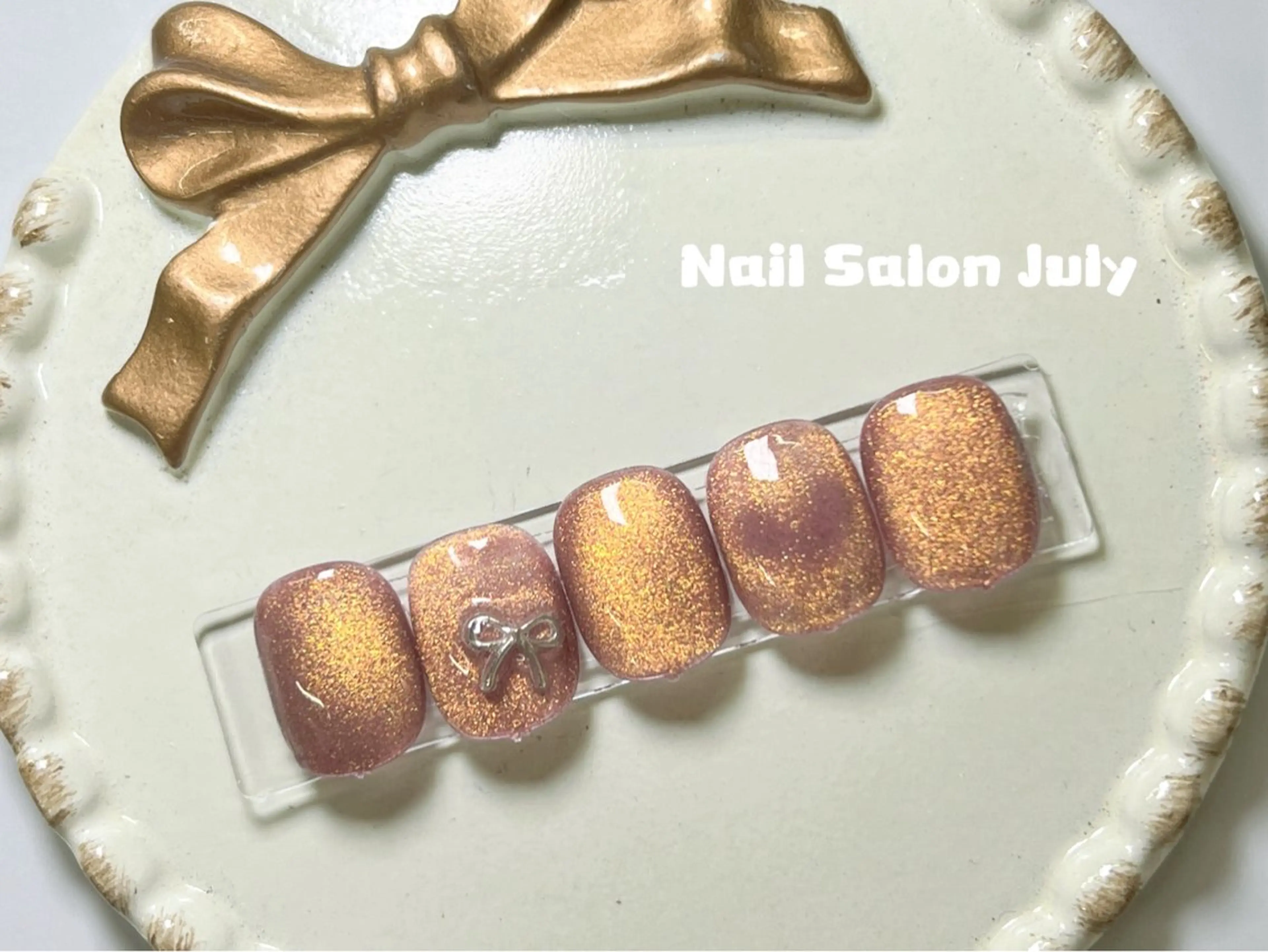 ネイル アートネイル オーロラネイル ジェルネイル ガーリー キラキラネイル ハンドネイル July モモのネイルデザイン