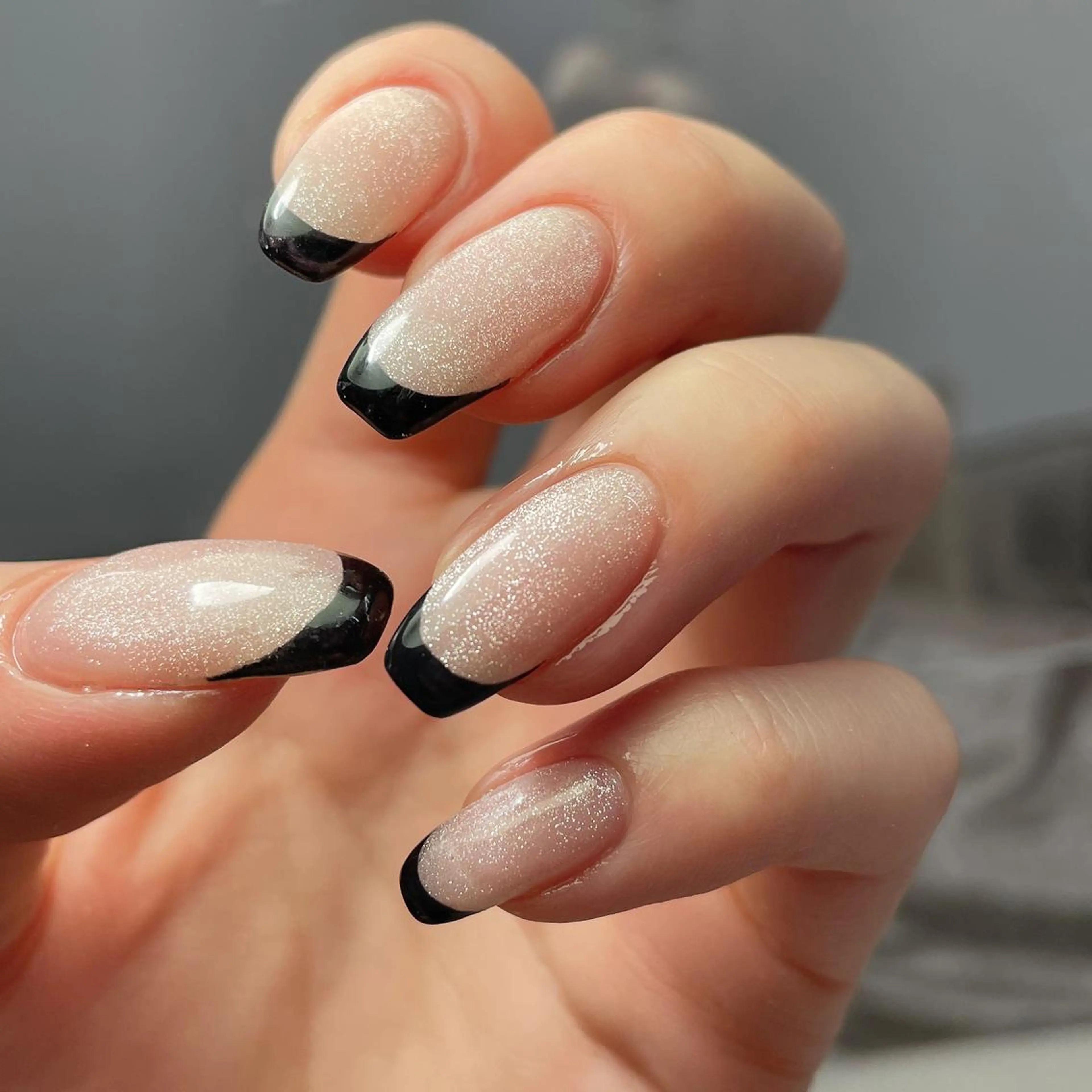 ネイル フレンチネイル マグネットネイル private EMILIA/横浜のネイルデザイン