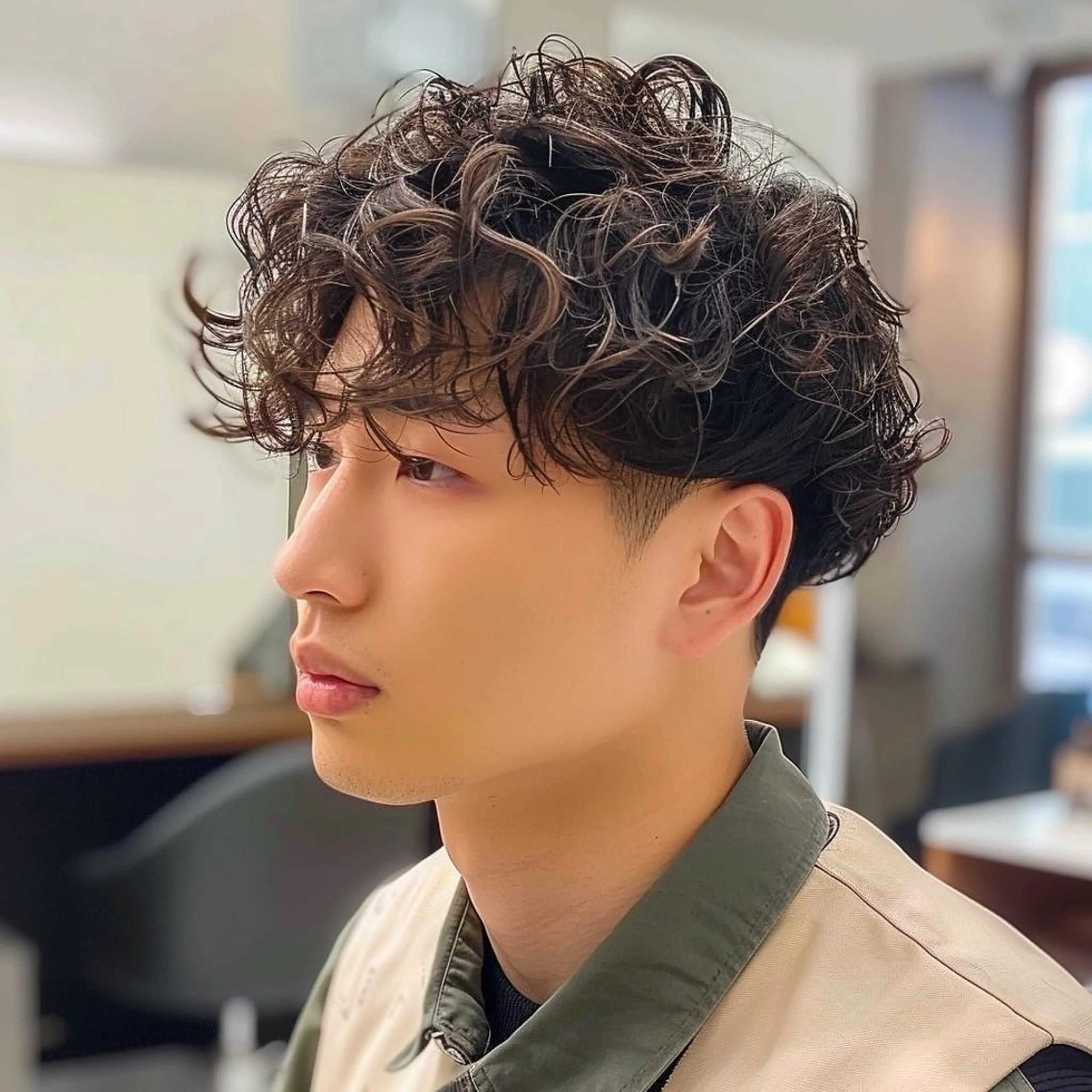 ショート パーマ メンズ 中本 竜聖のヘアスタイル