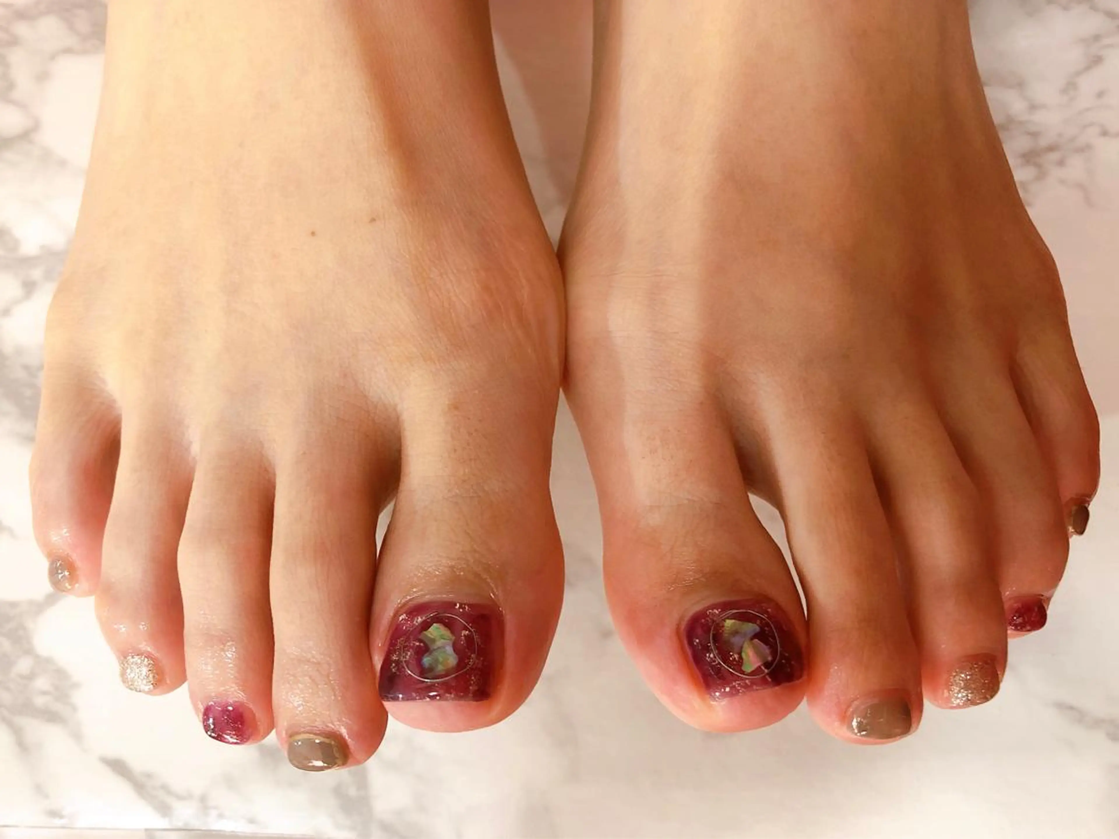 ネイル フットネイル Regaro i.sのネイルデザイン