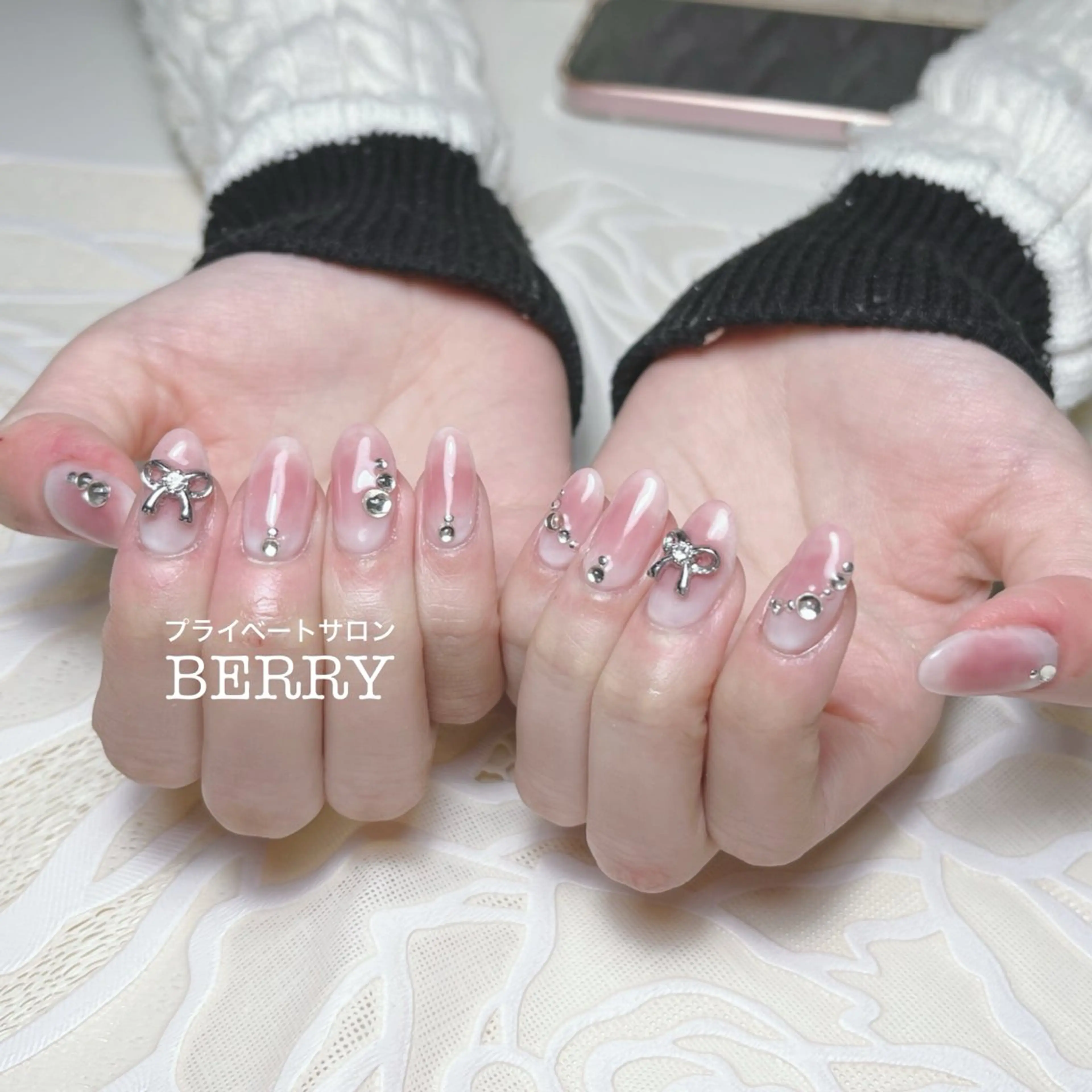 ネイル チークネイル 卒業式 韓国ネイル ハンドネイル プライベートサロン BERRY所属・プライベートサロン BERRYのエステ・リラクイメージ