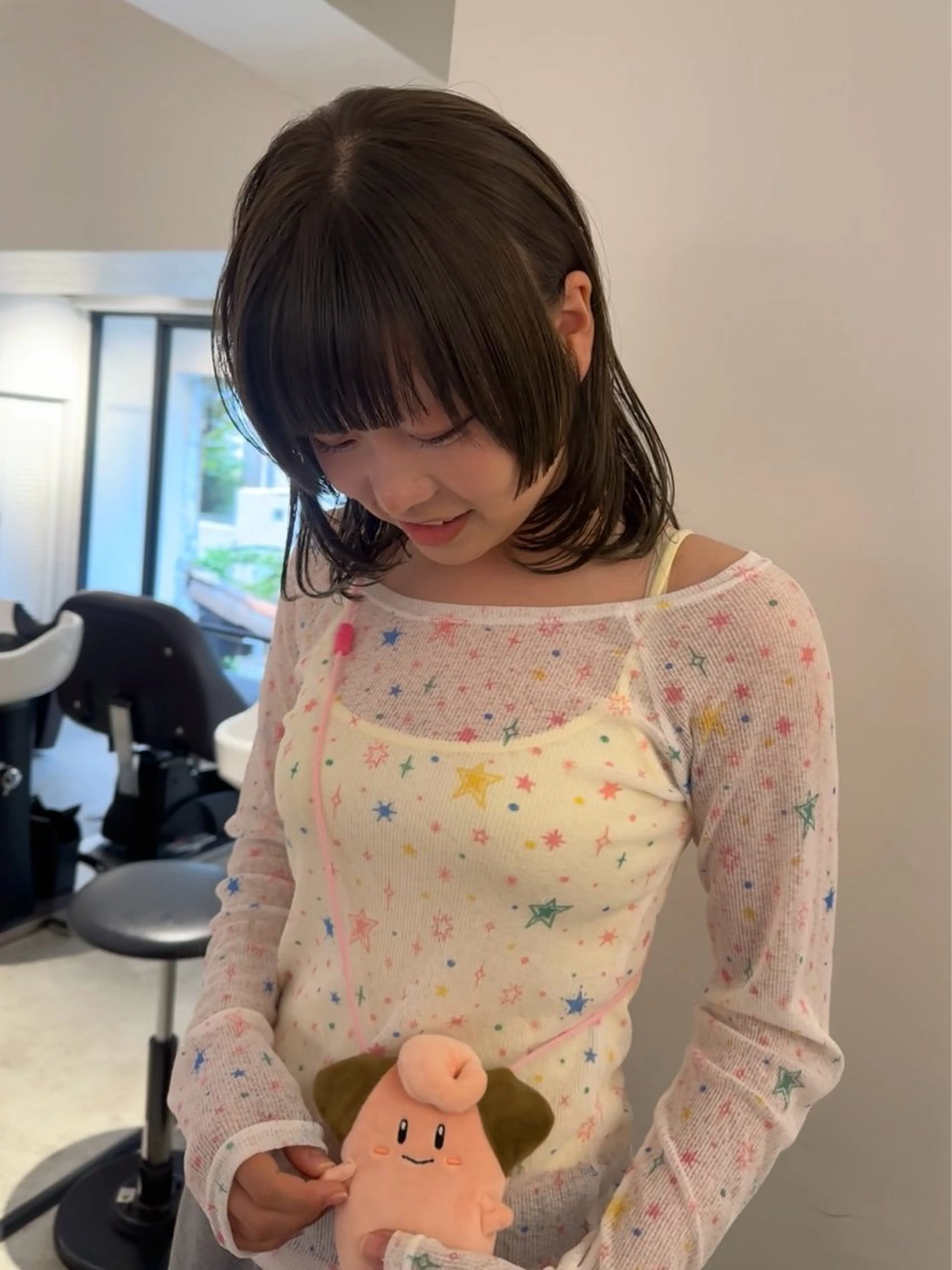 セミロング カラー 顔周りカット 姫カット レイヤーカット ハシヅメ キョウカのヘアスタイル