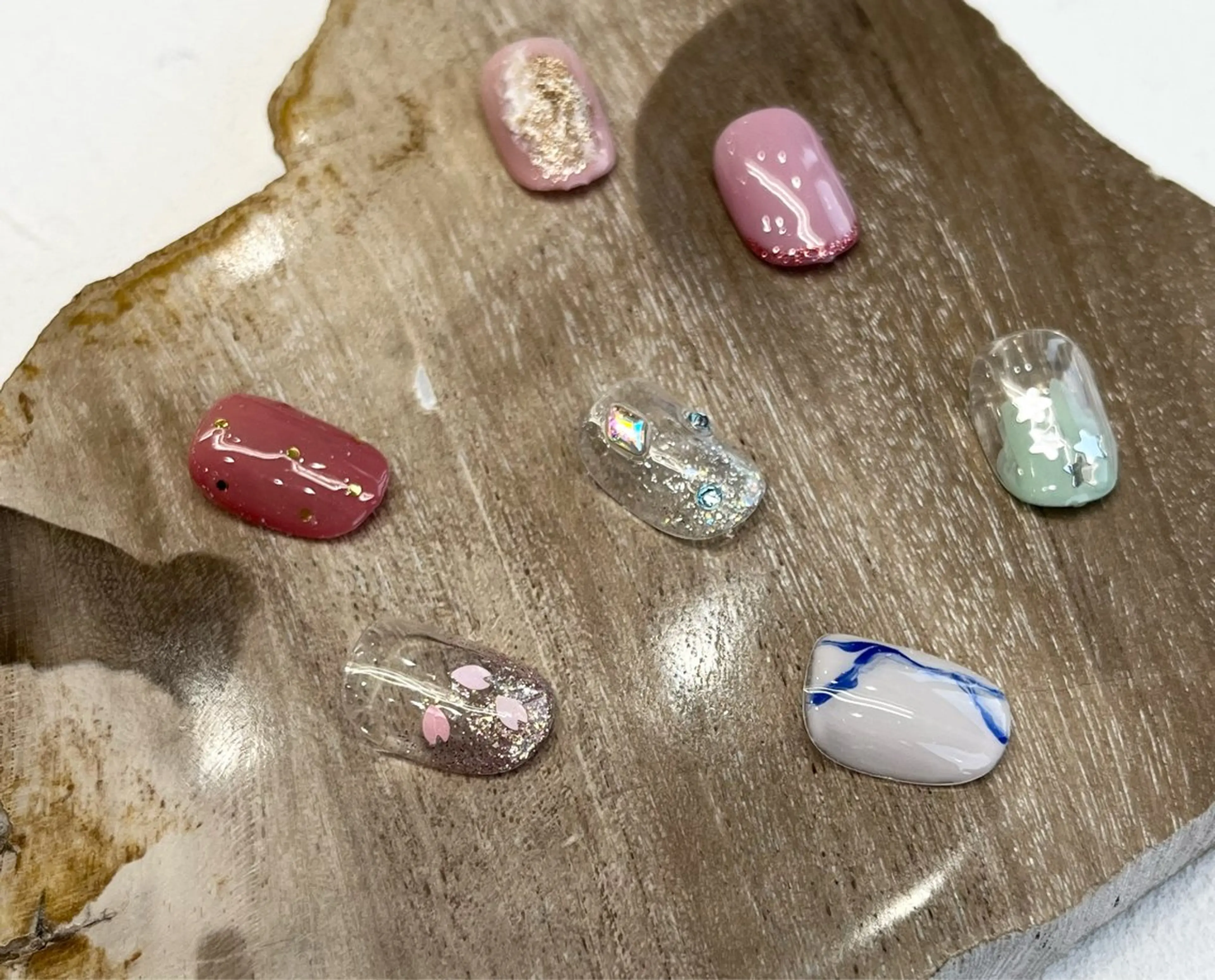 ネイル 【ｱﾝｼﾞｪﾘｶﾐ ｯｼｪﾙ】Maedaのネイルデザイン