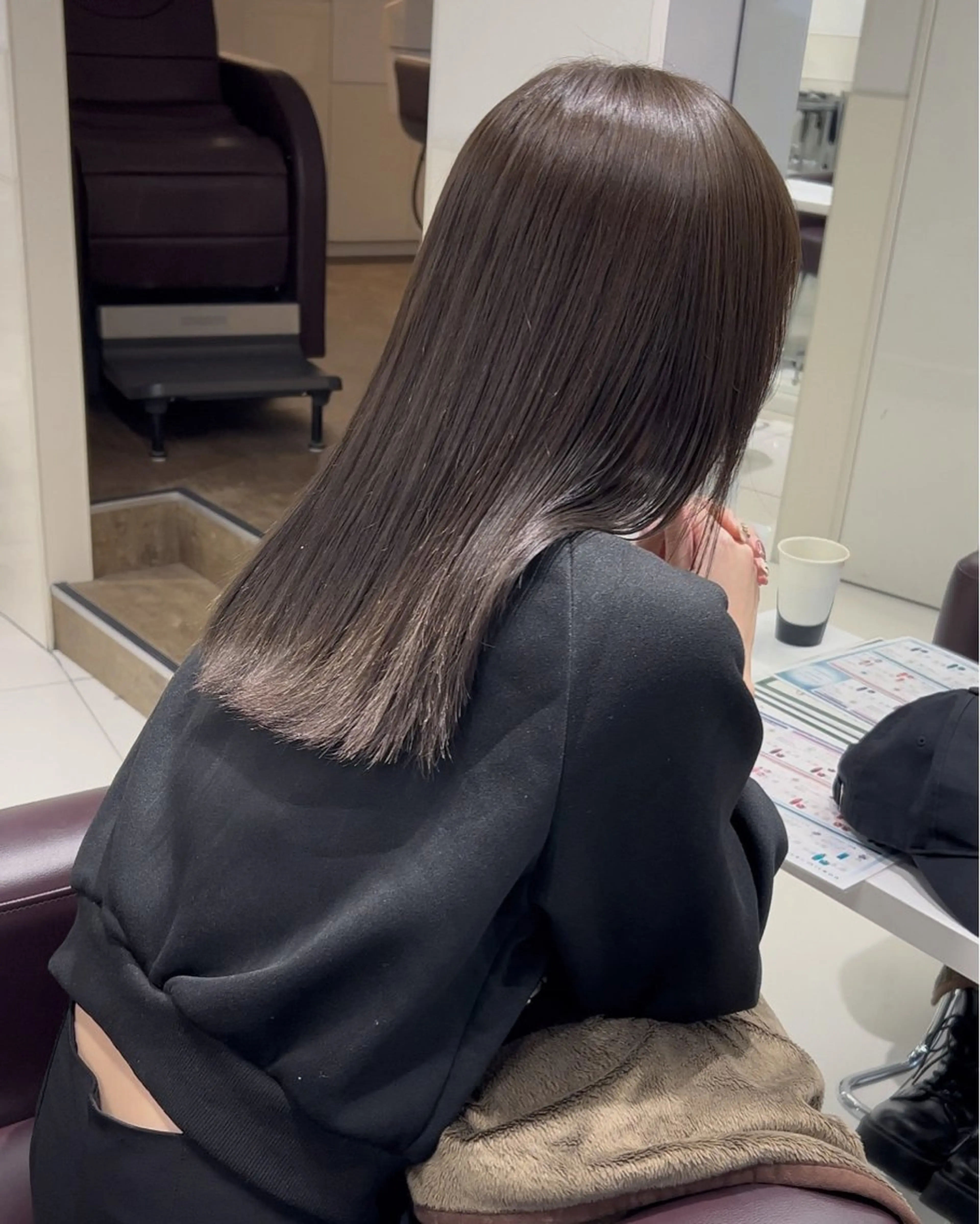 ミディアム カラー ベージュカラー ケアカラー 透明感カラー オリーブベージュ ヘアカラー トリートメント shizuna/天神 /メンズ/ボブのヘアスタイル