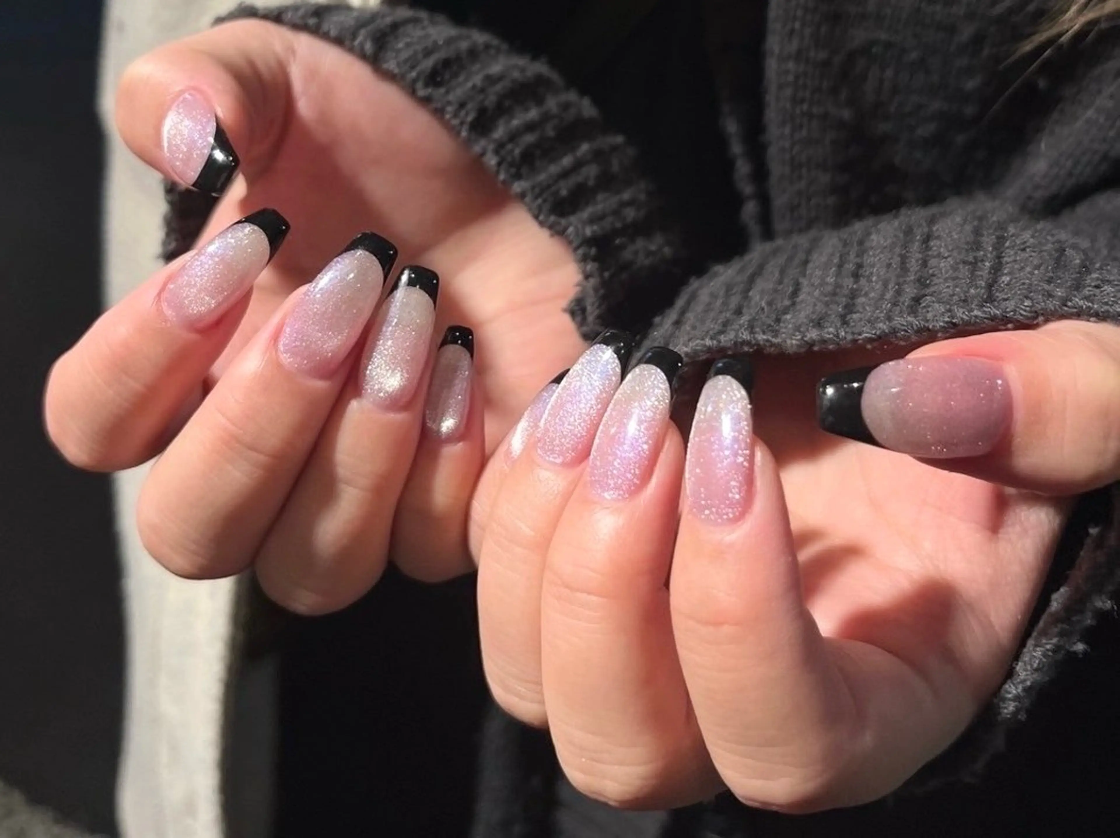 【ハンド】オフ込み　アーチフレンチデザイン　カラー変更okの写真