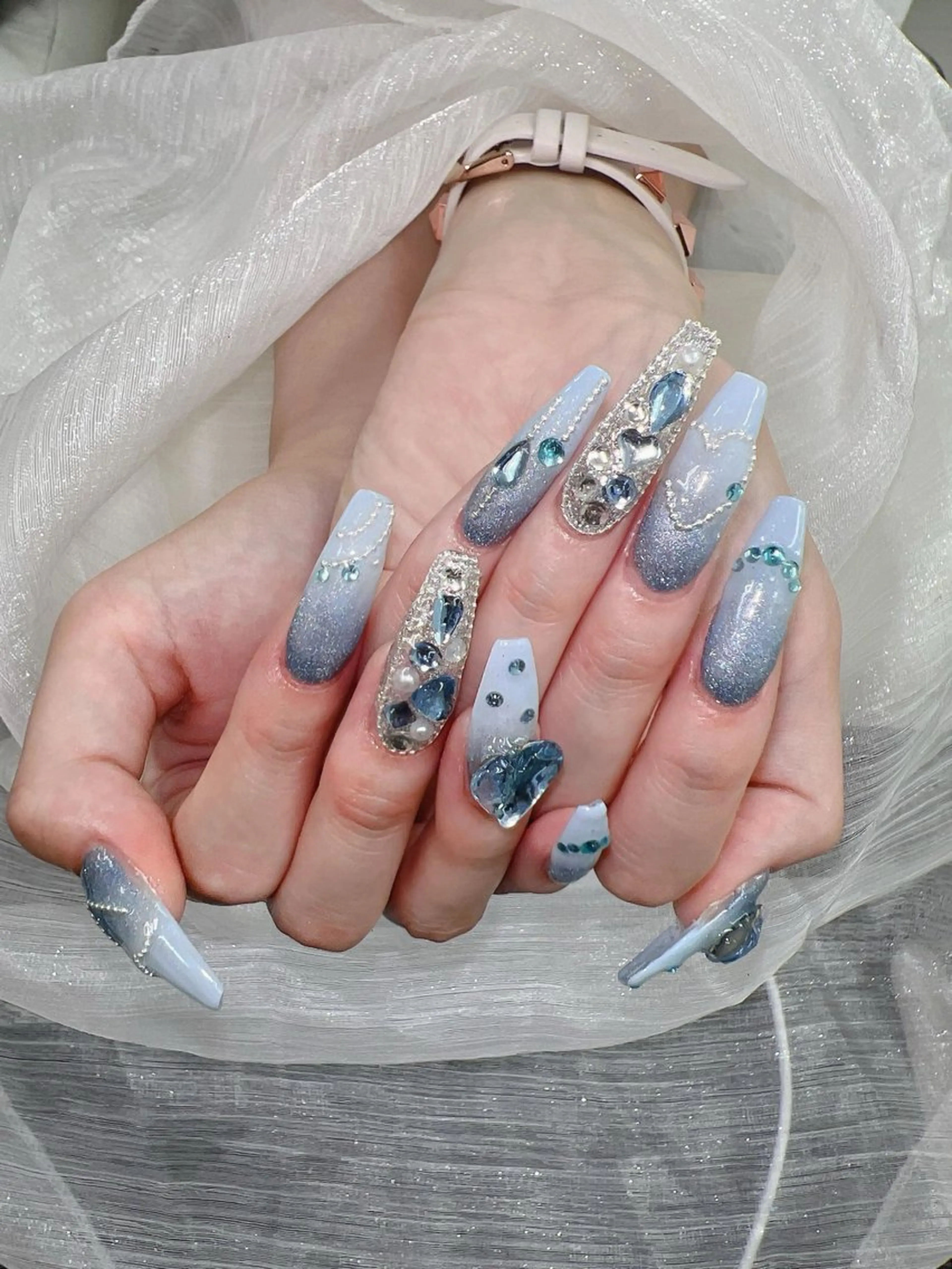 ネイル 長さ出し グラデーション キラキラネイル マグネットネイル ミラーネイル Lee Nails チップ長さだし専門店のネイルデザイン