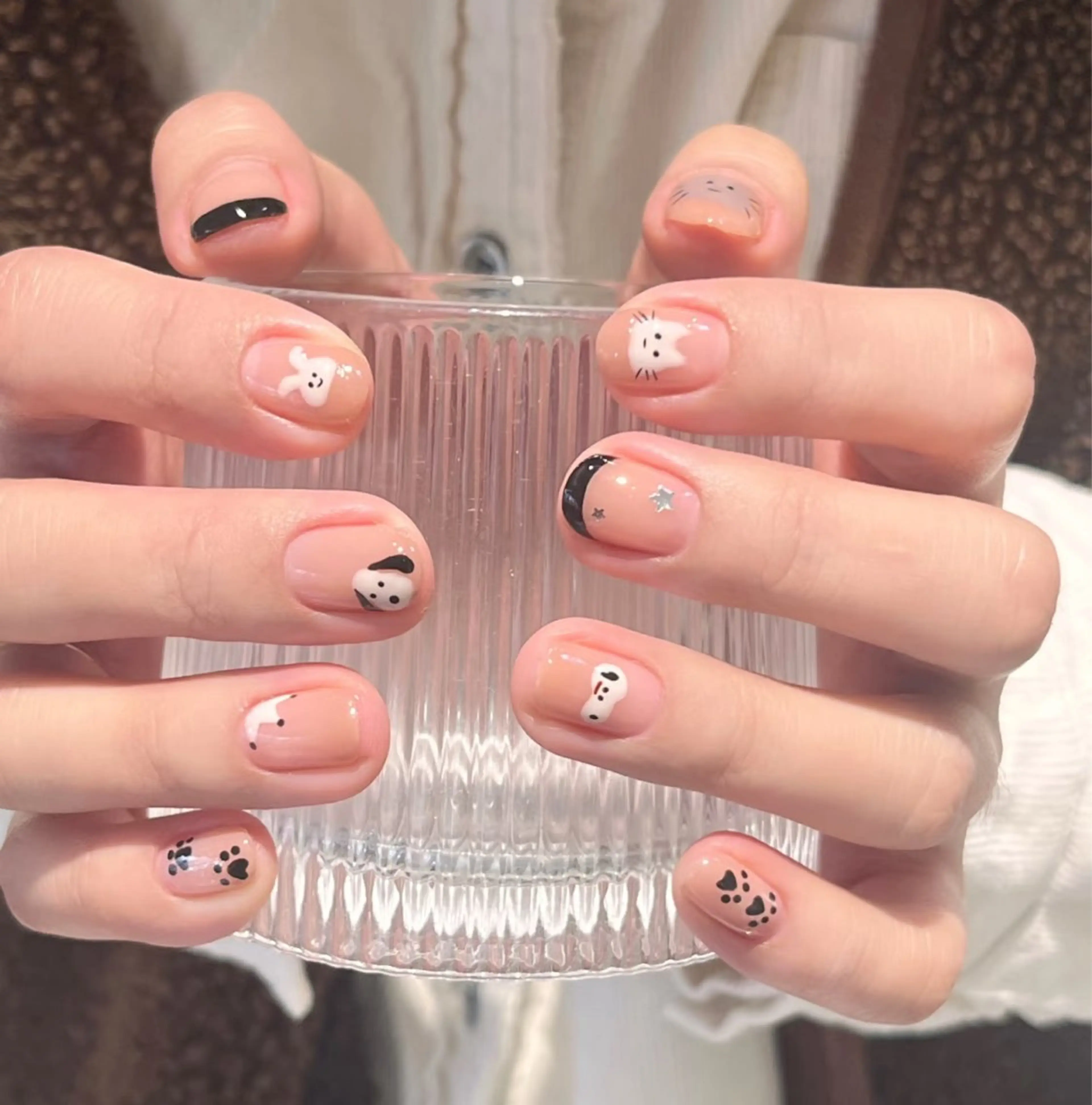 ネイル ハート 韓国ネイル オフィスネイル ワンカラーネイル シンプルネイル ハンドネイル Lynn_ Nailのネイルデザイン