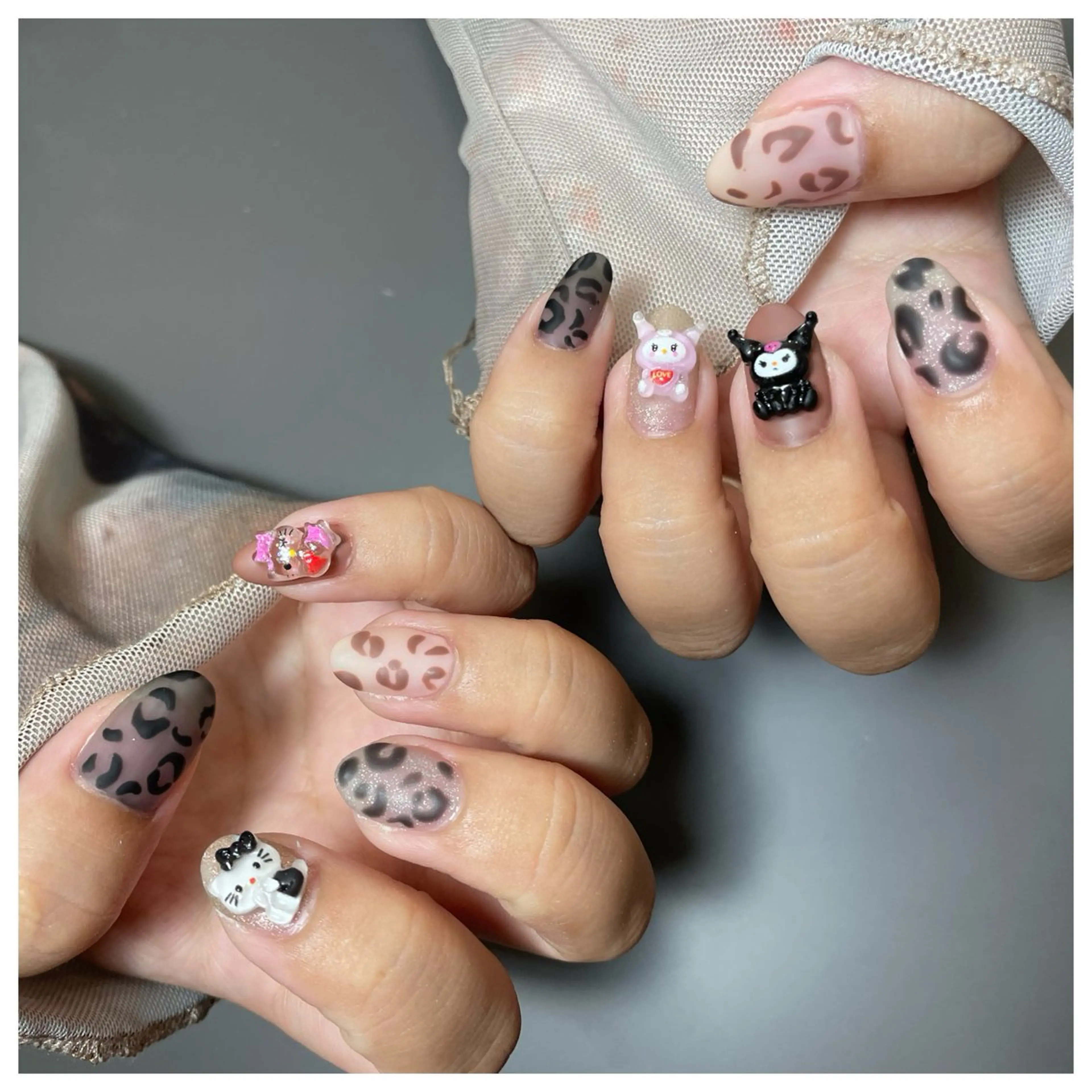 ネイル アニマル柄 持ち込み ハンドネイル 永田 岬のネイルデザイン