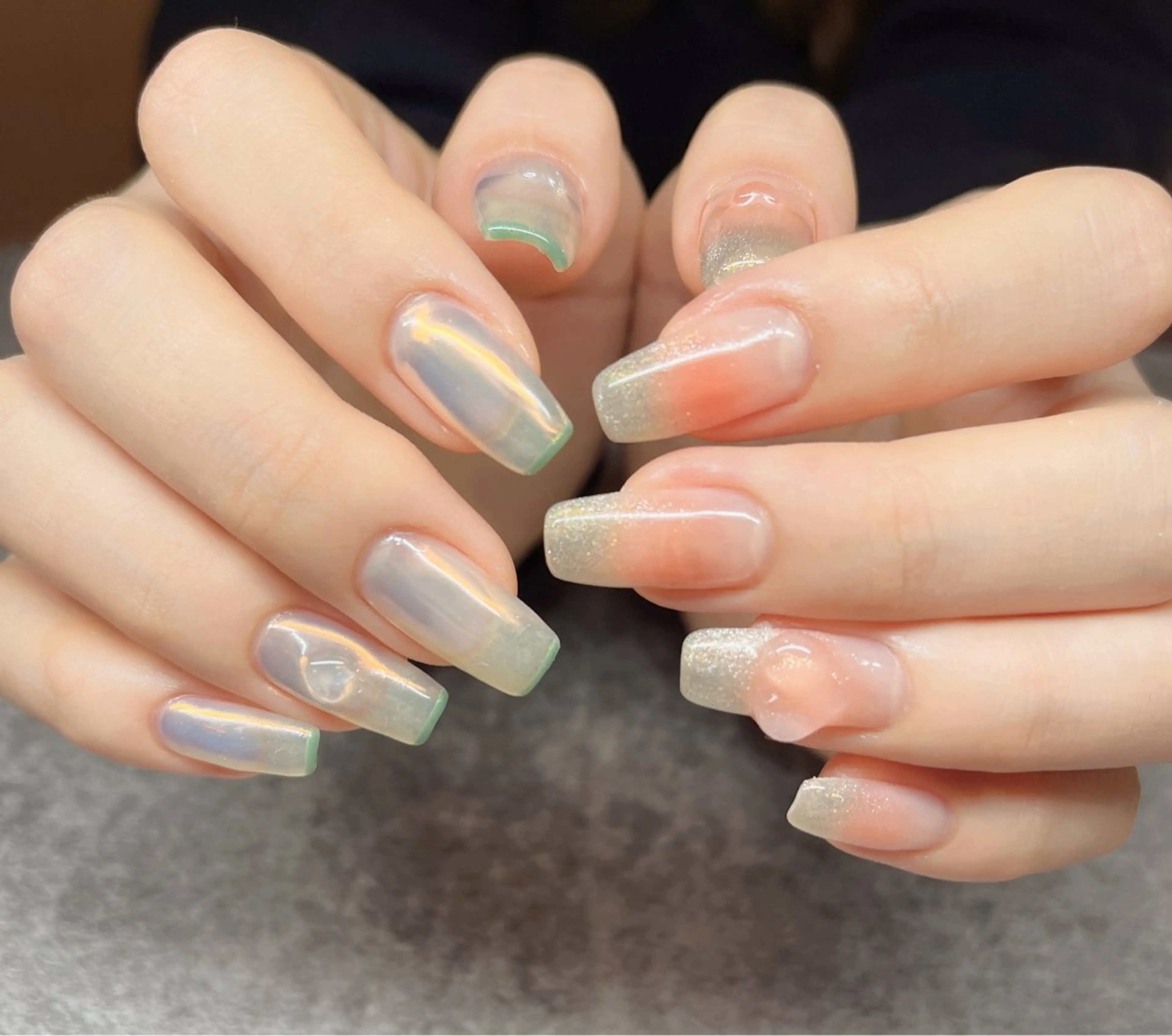 ネイル R inのネイルデザイン