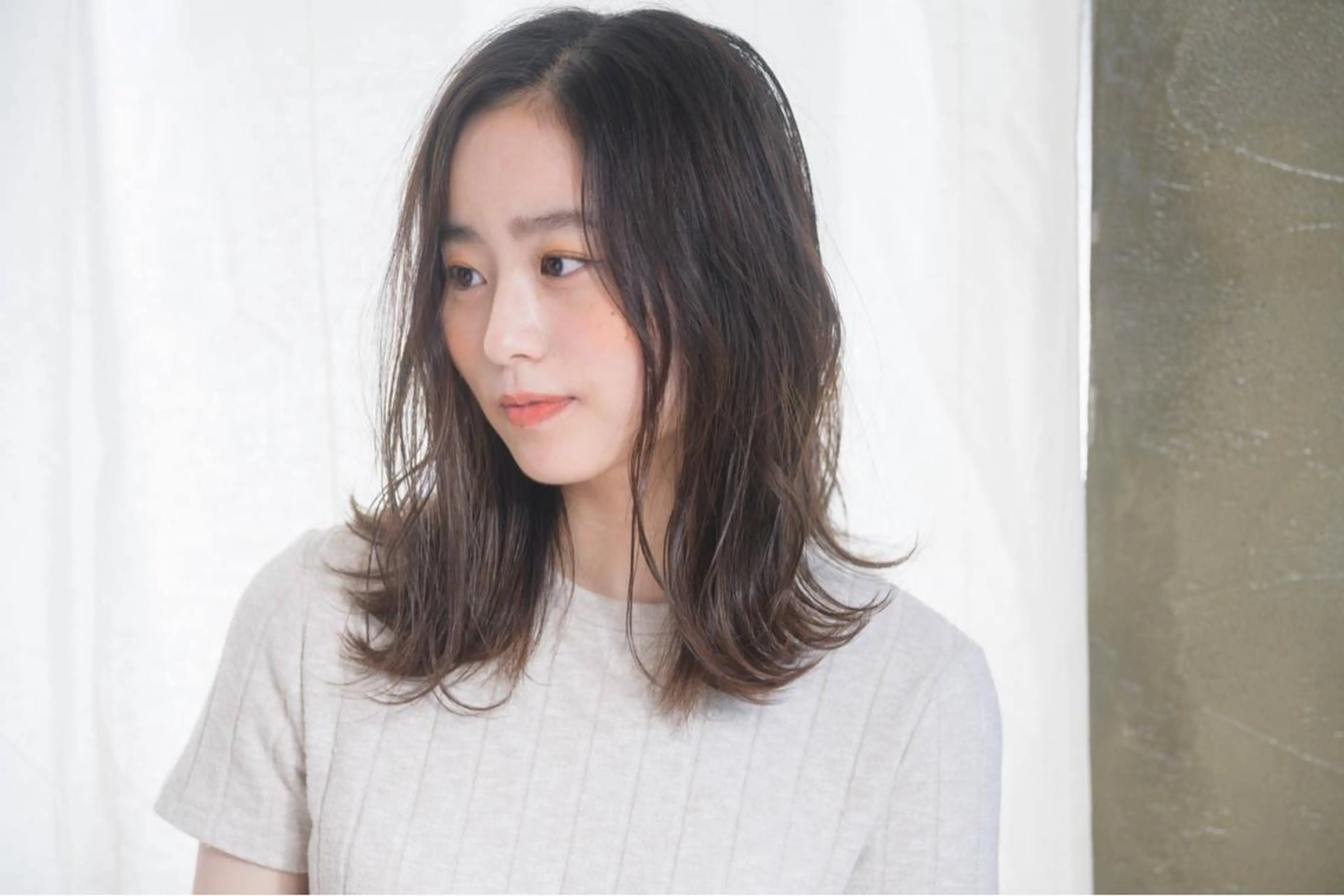 セミロング カラー ブラウンカラー カット ヘアカラー メンズカットパーマ ✂️ JOYAのヘアスタイル