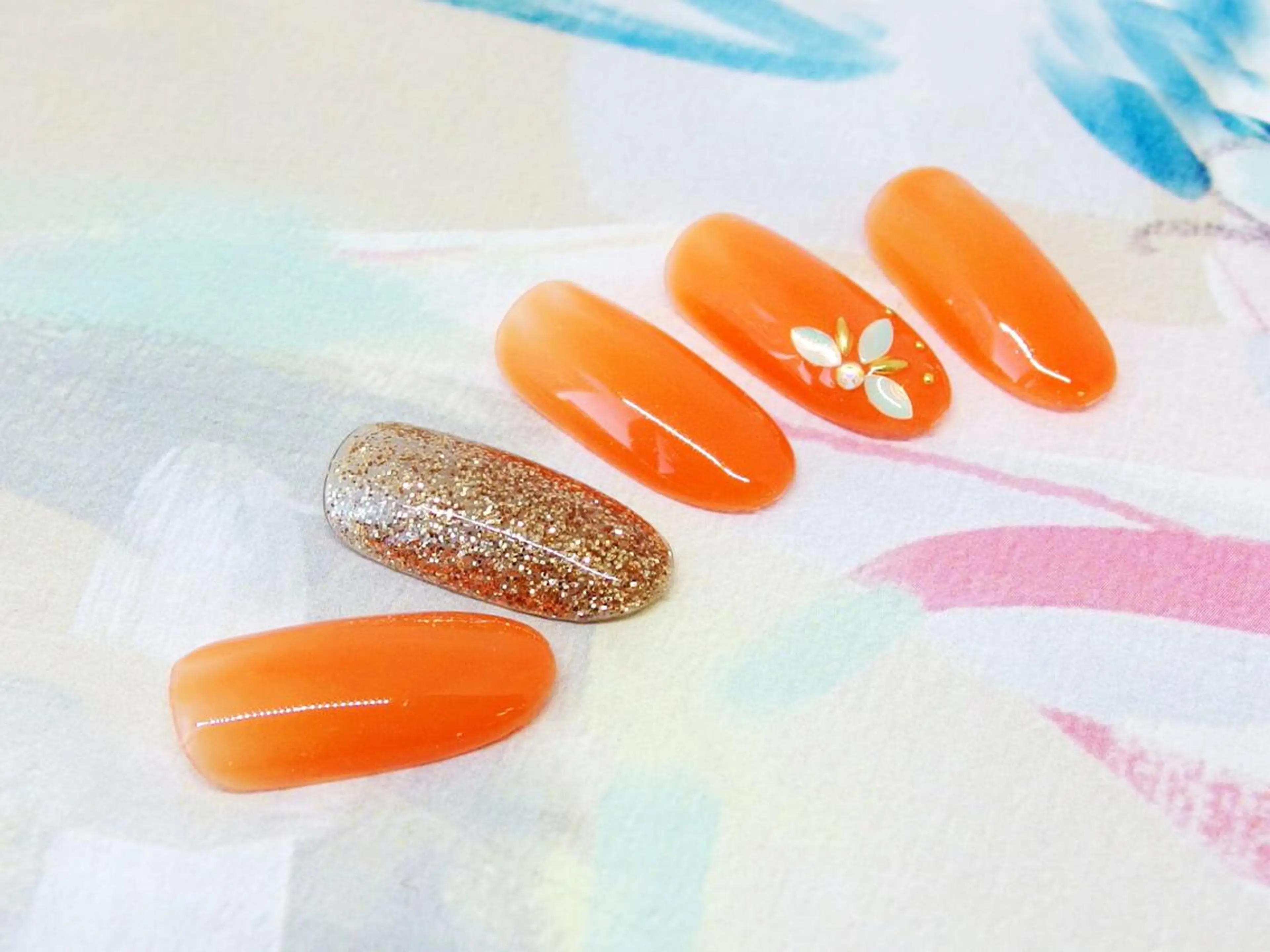 ネイル オレンジ ティーエヌ 金山駅東口店のネイルデザイン