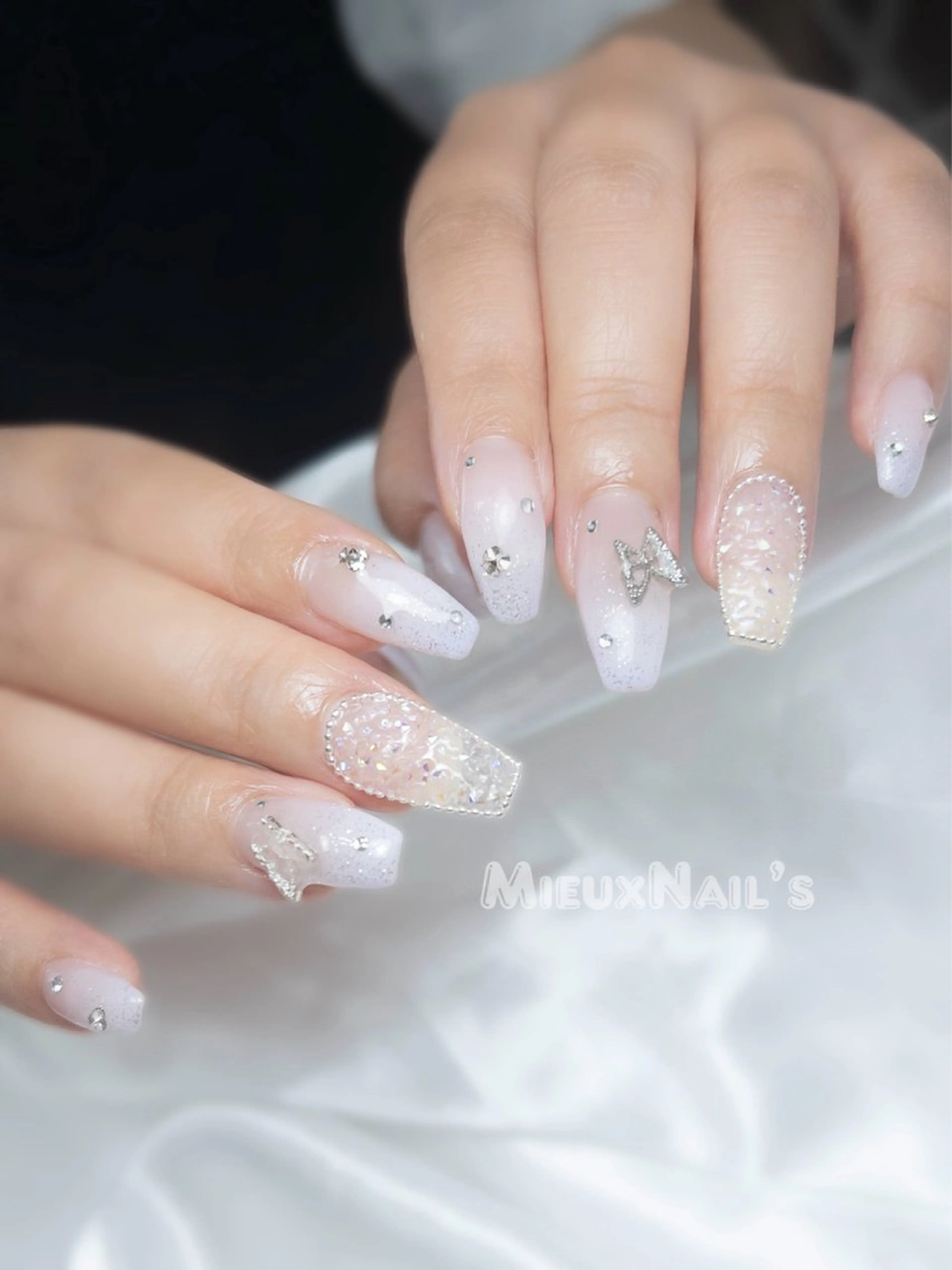 ネイル Miyu❤️‍🔥 Mieuxnailsのネイルデザイン