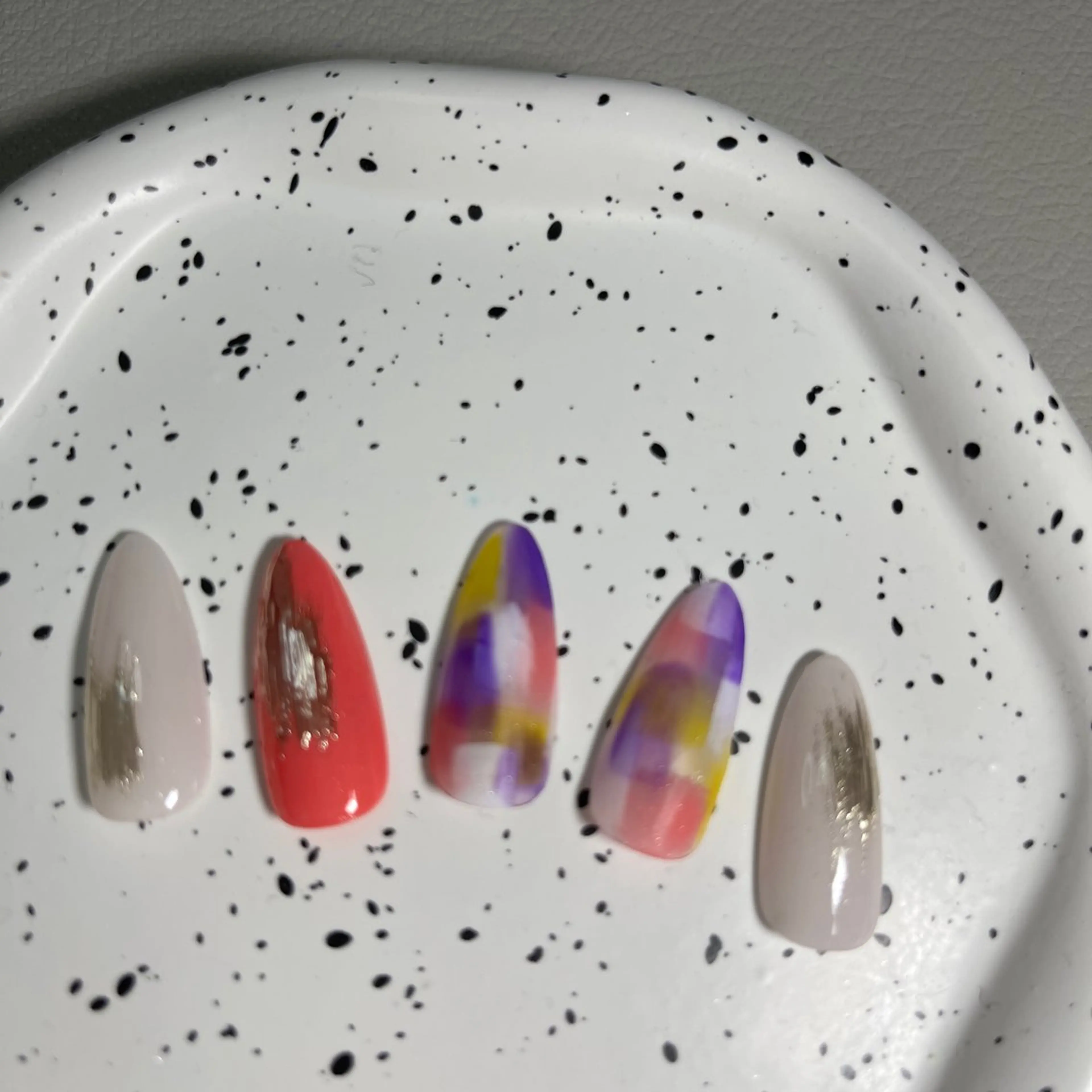 ネイル 城東区ネイルサロン carpediemのネイルデザイン