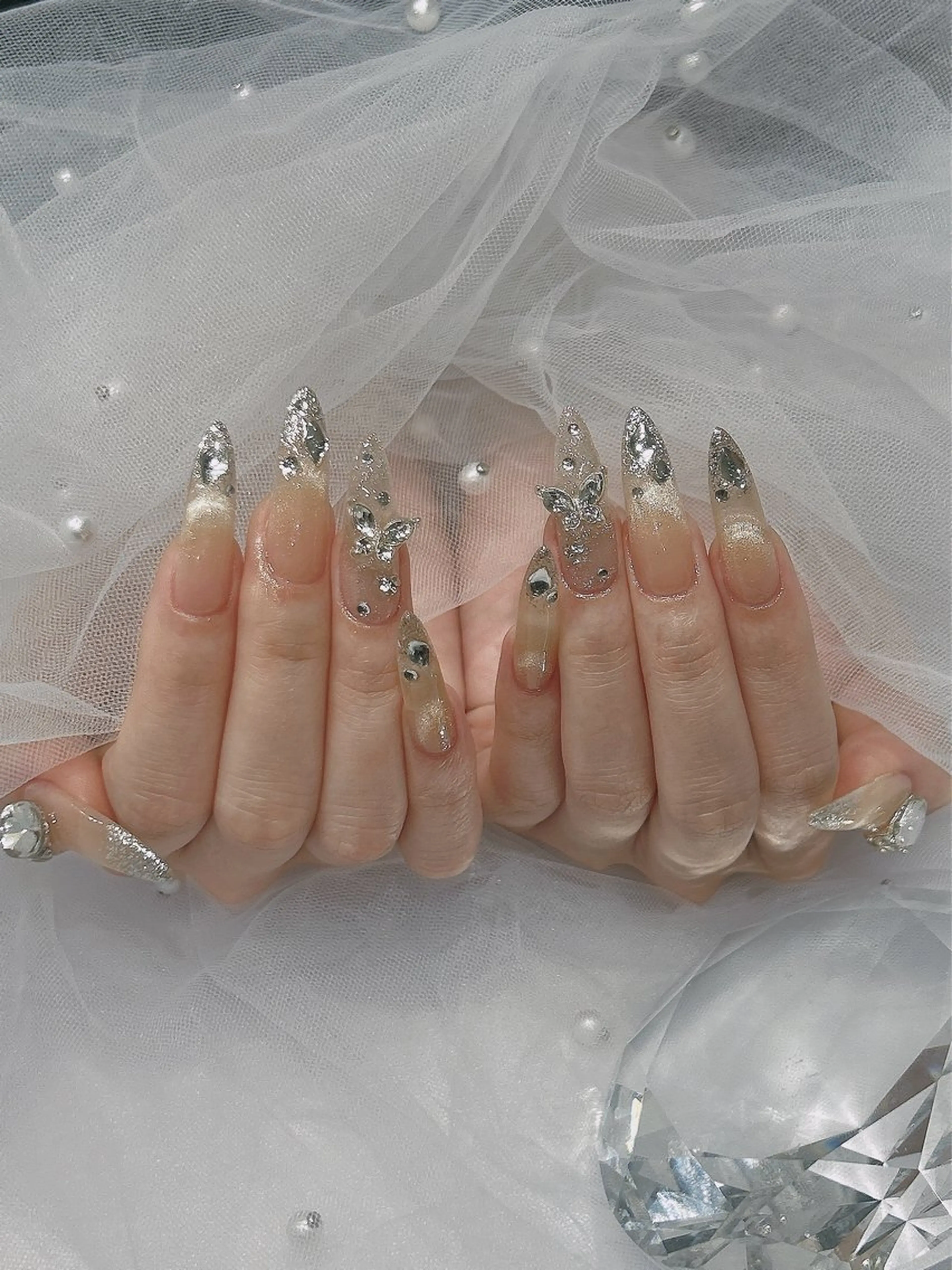 ネイル ハンドネイル GO TODAY 横浜Solace店所属・Nail Hiyoriのネイルデザイン