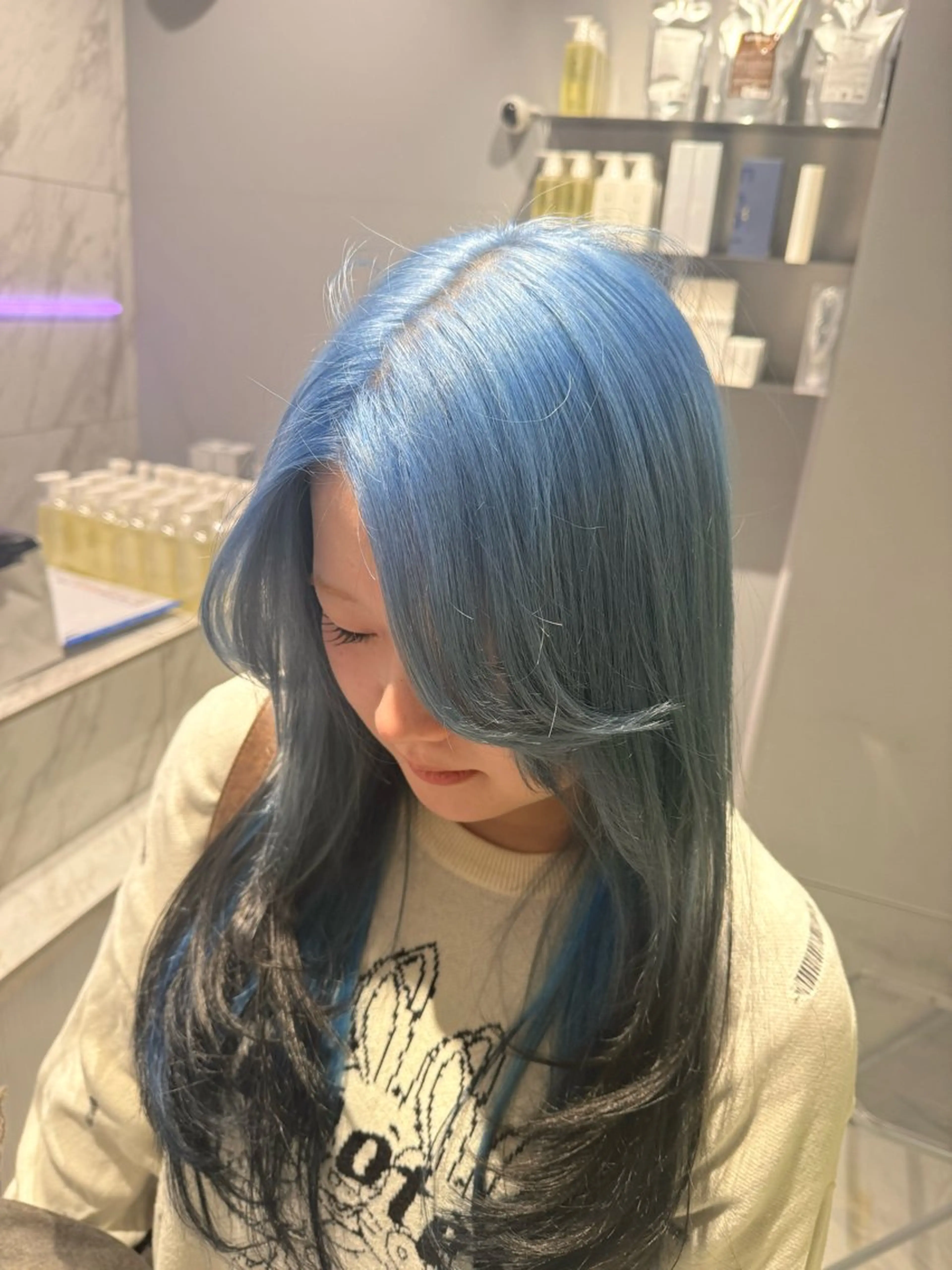 ロング カラー カット ヘアカラー トリートメント ハイトーンレイヤー 顔まわりSOTAのヘアスタイル