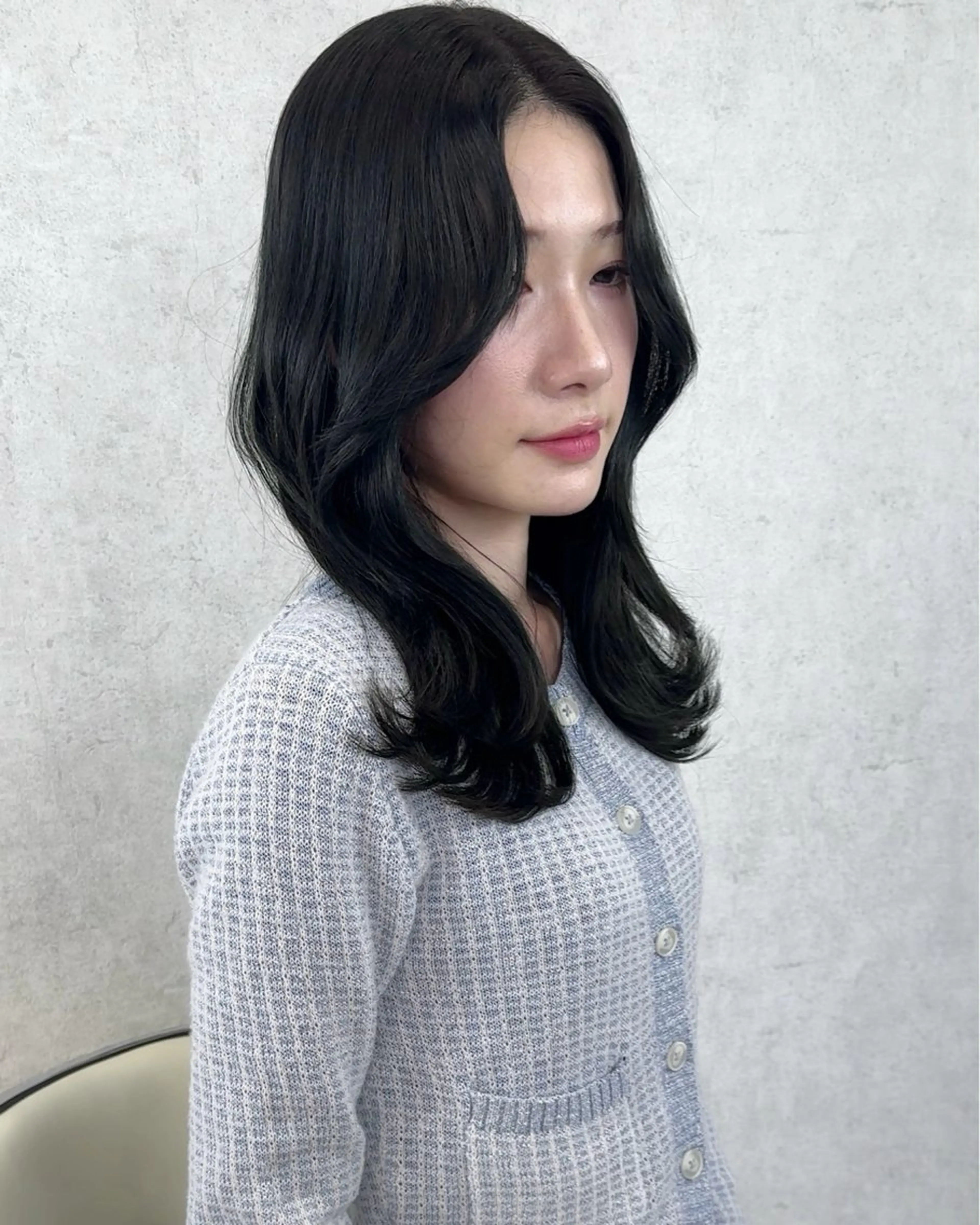 ミディアム カラー ヘアアレンジ 韓国風ヘア レイヤーカット トリートメント ワンホンヘア カット ヘアカラー トリートメント アンドウ ユウ/ レイヤーカット/韓国のヘアスタイル