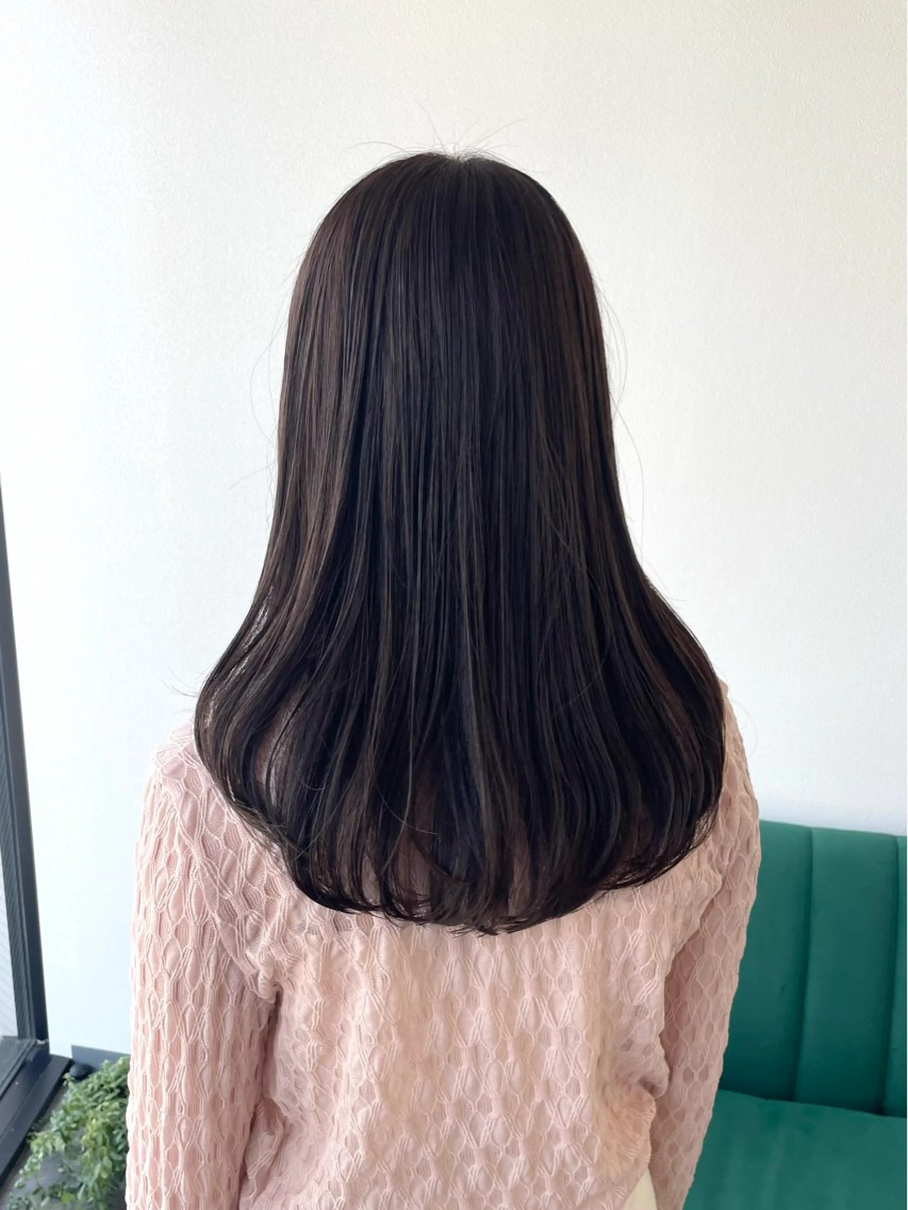 セミロング カット ヘアカラー トリートメント kitin  吉祥寺 山岸花のヘアスタイル