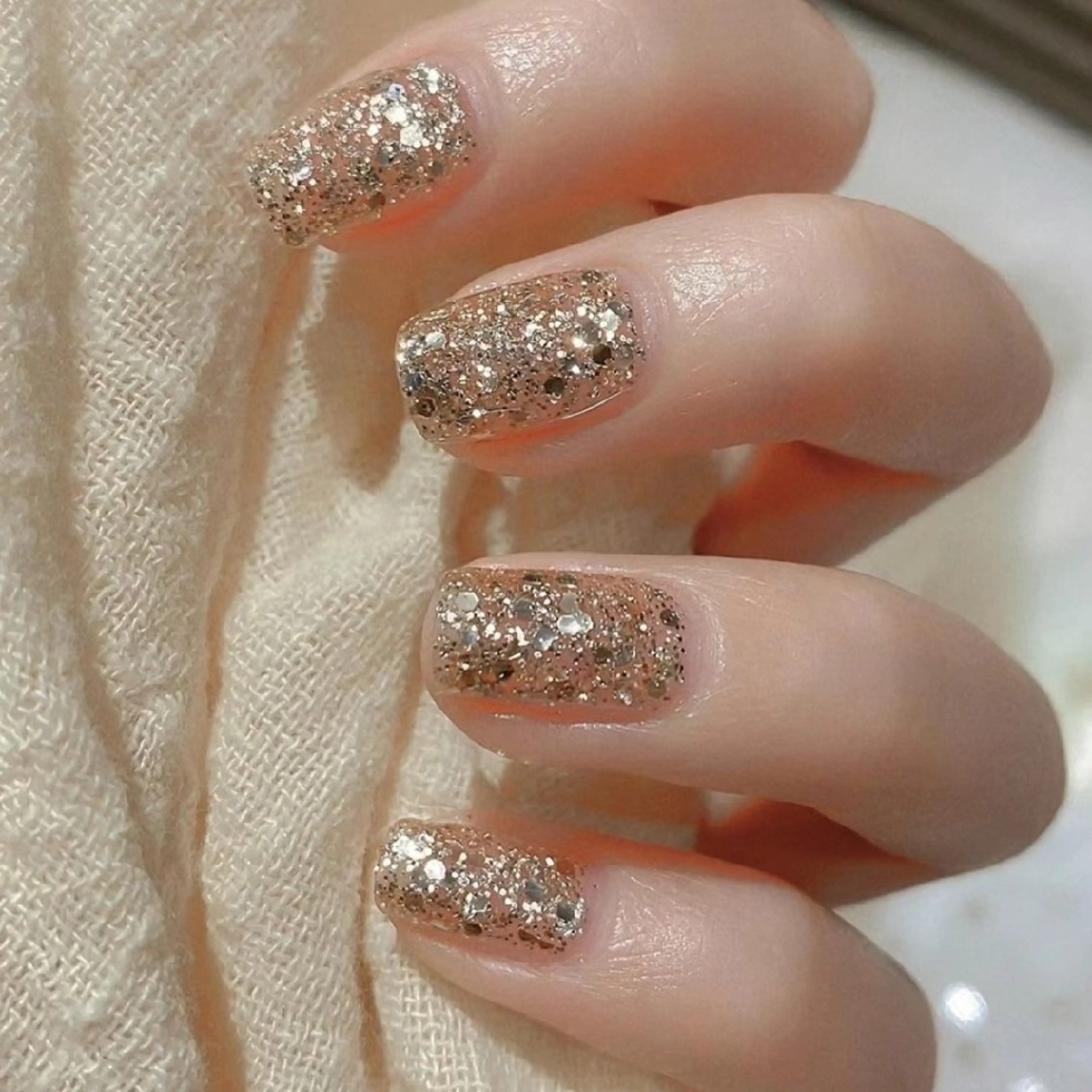 ネイル ハンドネイル ネイリストゆか💅 長さだし、深爪矯正のネイルデザイン