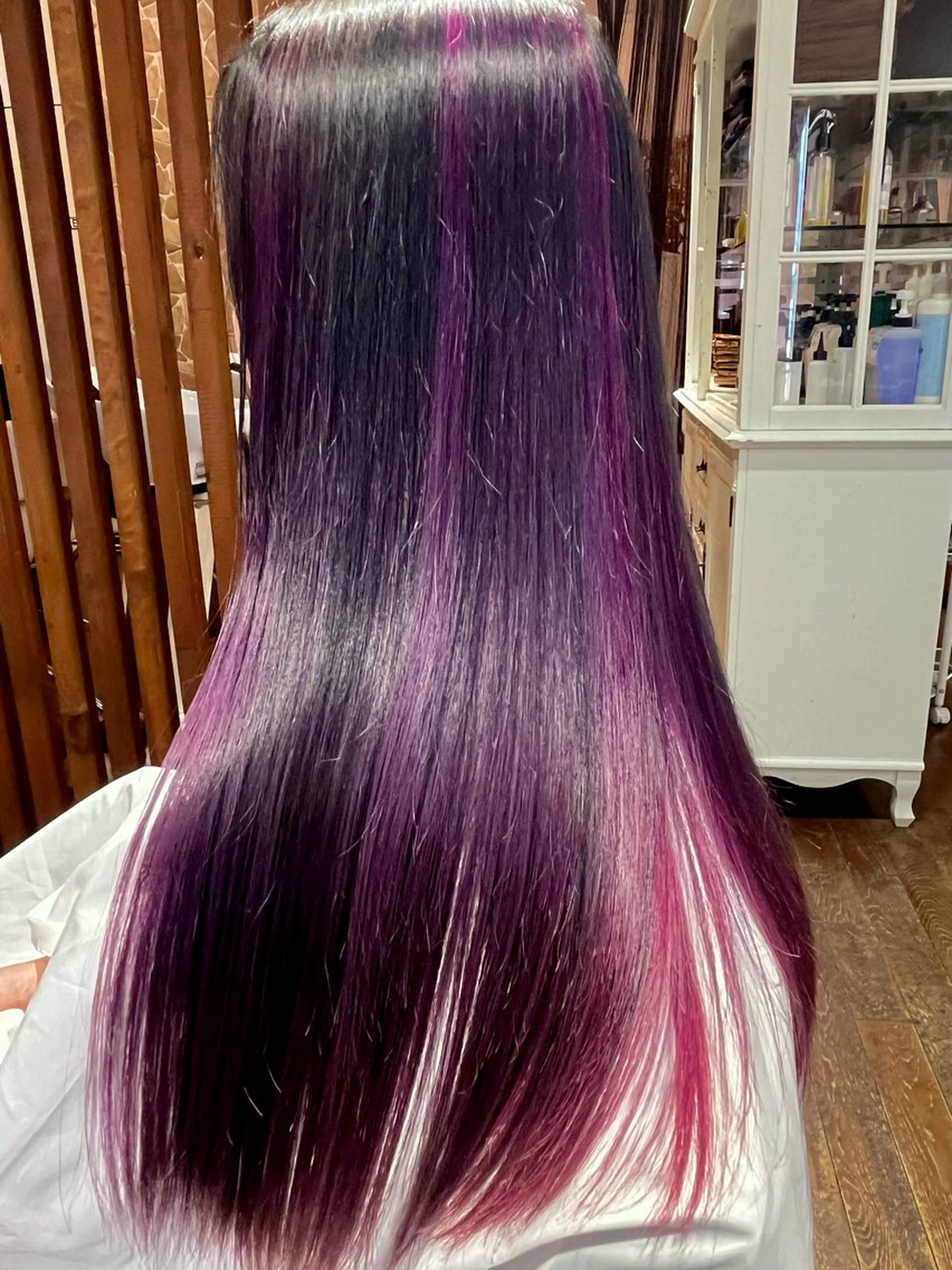 ロング カラー デザインカラー パープルカラー 遠山 祐樹のヘアスタイル