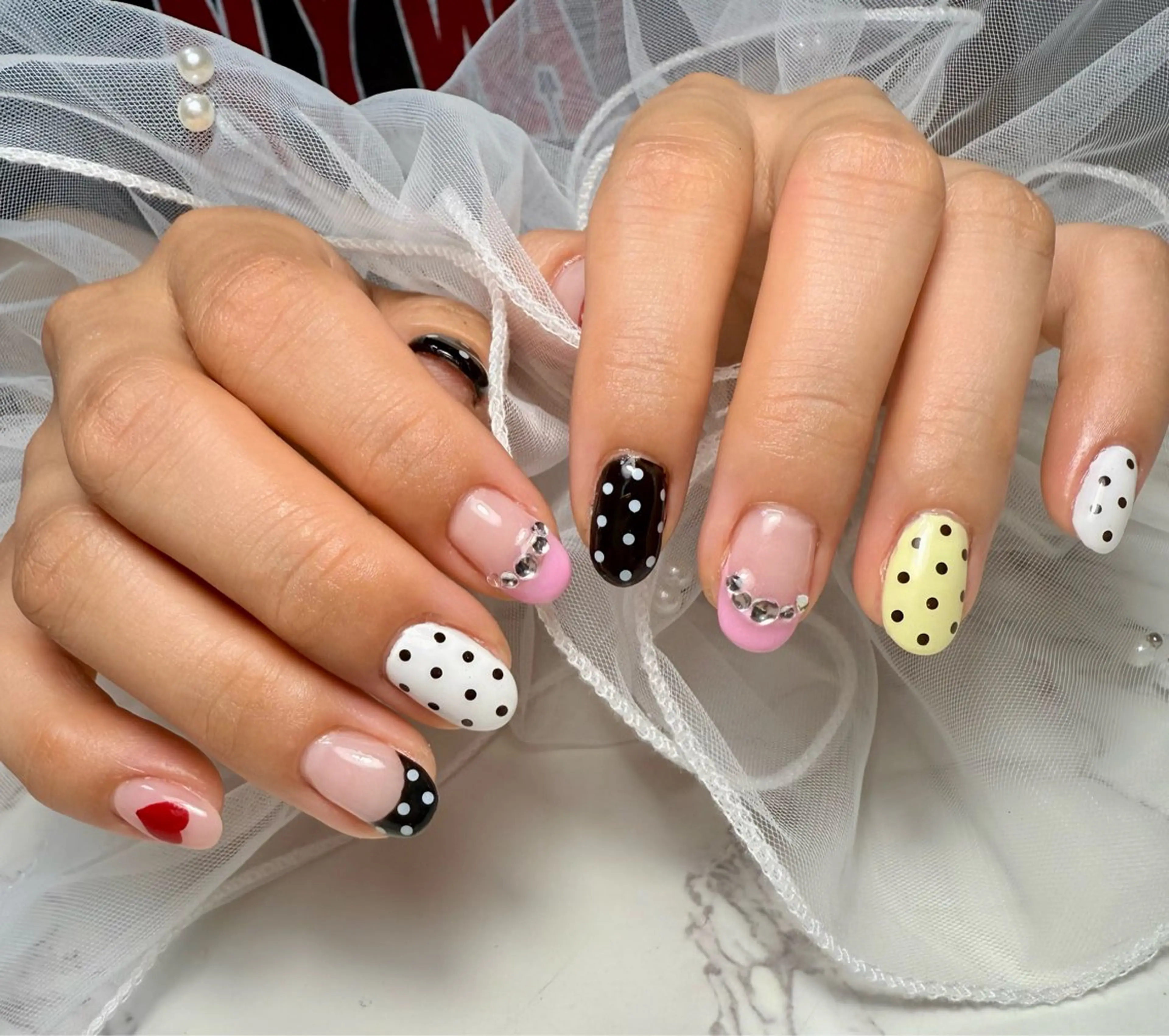 ネイル アートネイル フレンチネイル ガラスフレンチ 氷ネイル・うるうるネイル キラキラネイル M.N_ nailのネイルデザイン