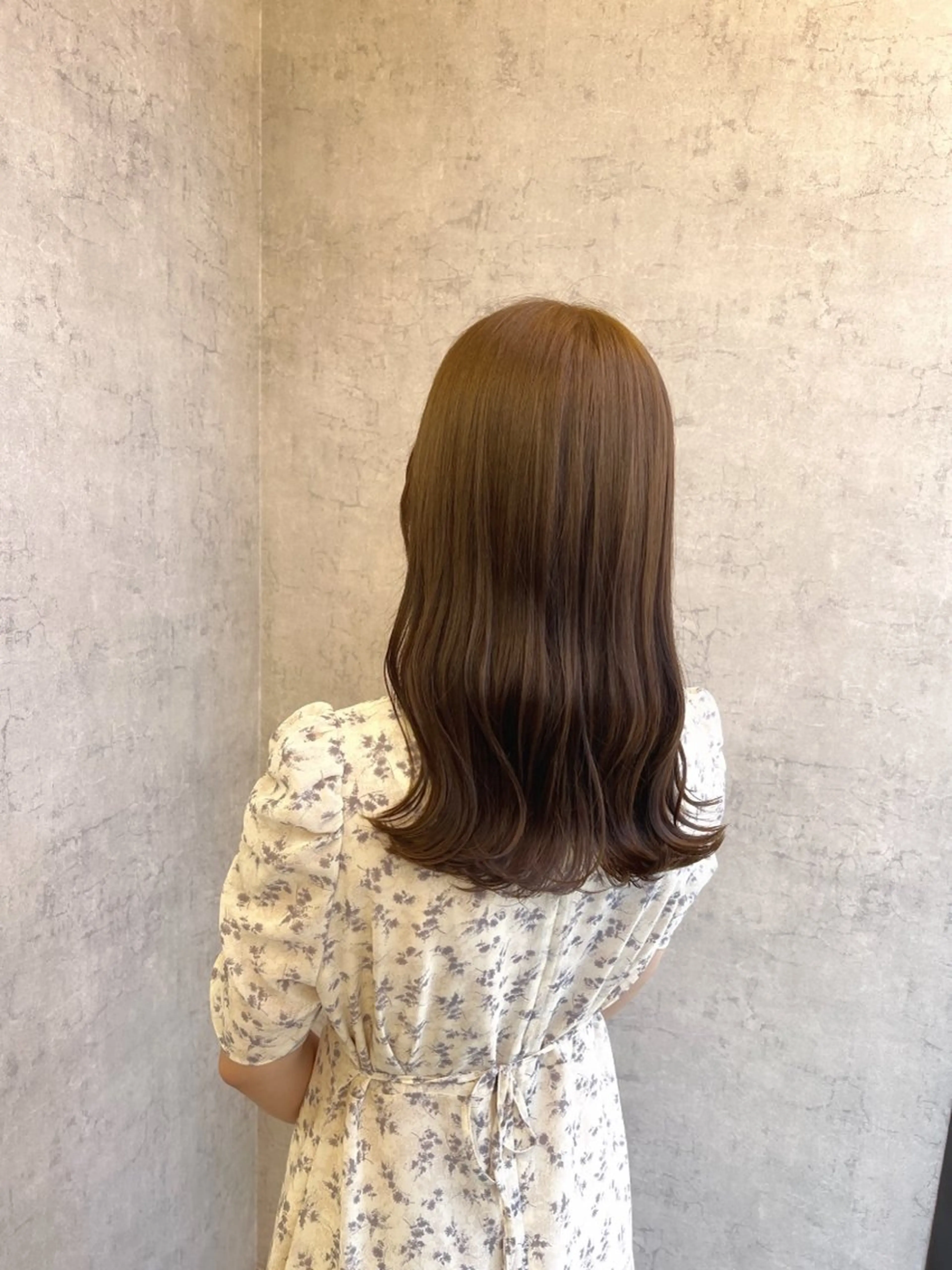 カラー 鈴木 春衣のヘアスタイル