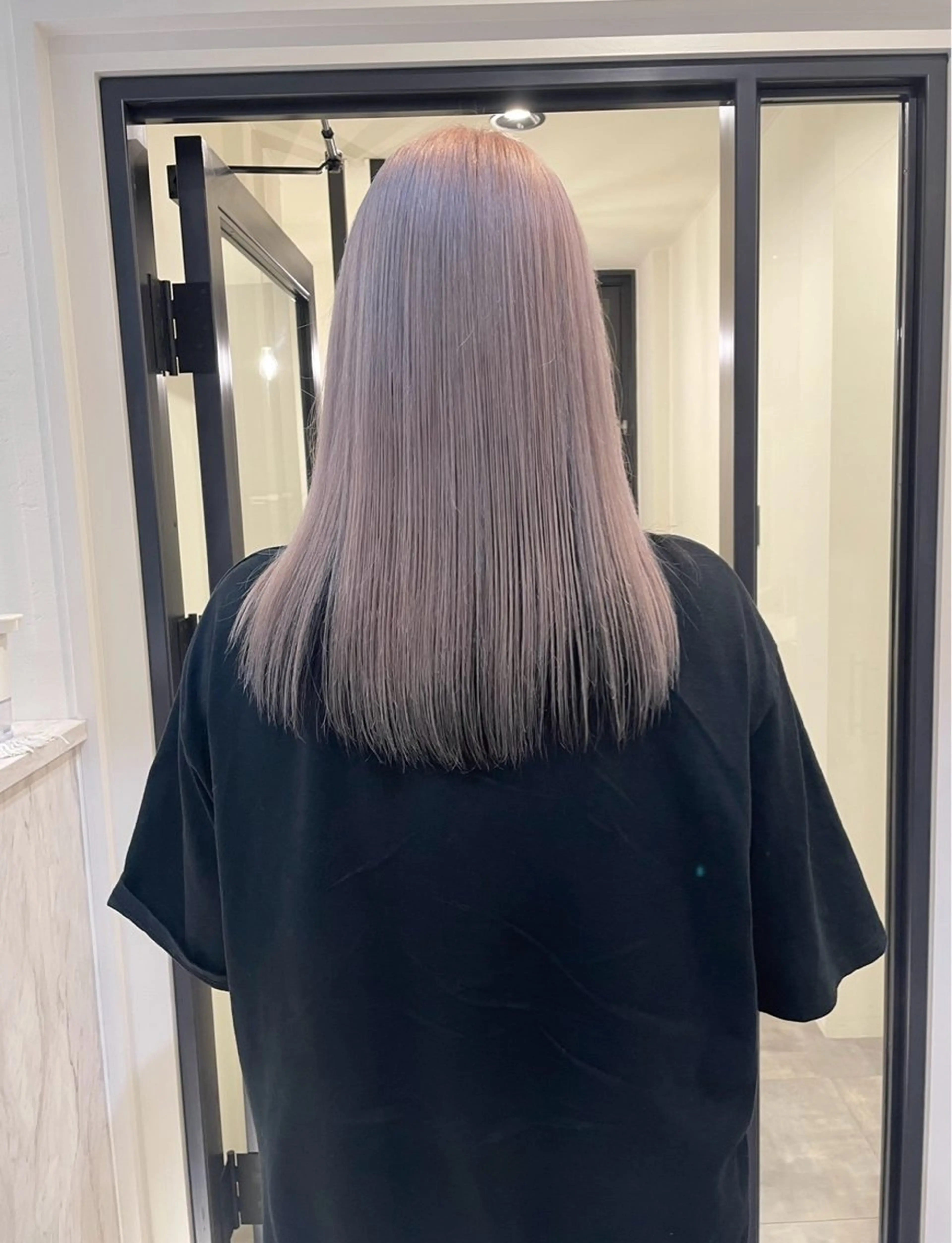 ロング カラー ハイトーンカラー ヘアカラー 渋谷 留菜のヘアスタイル