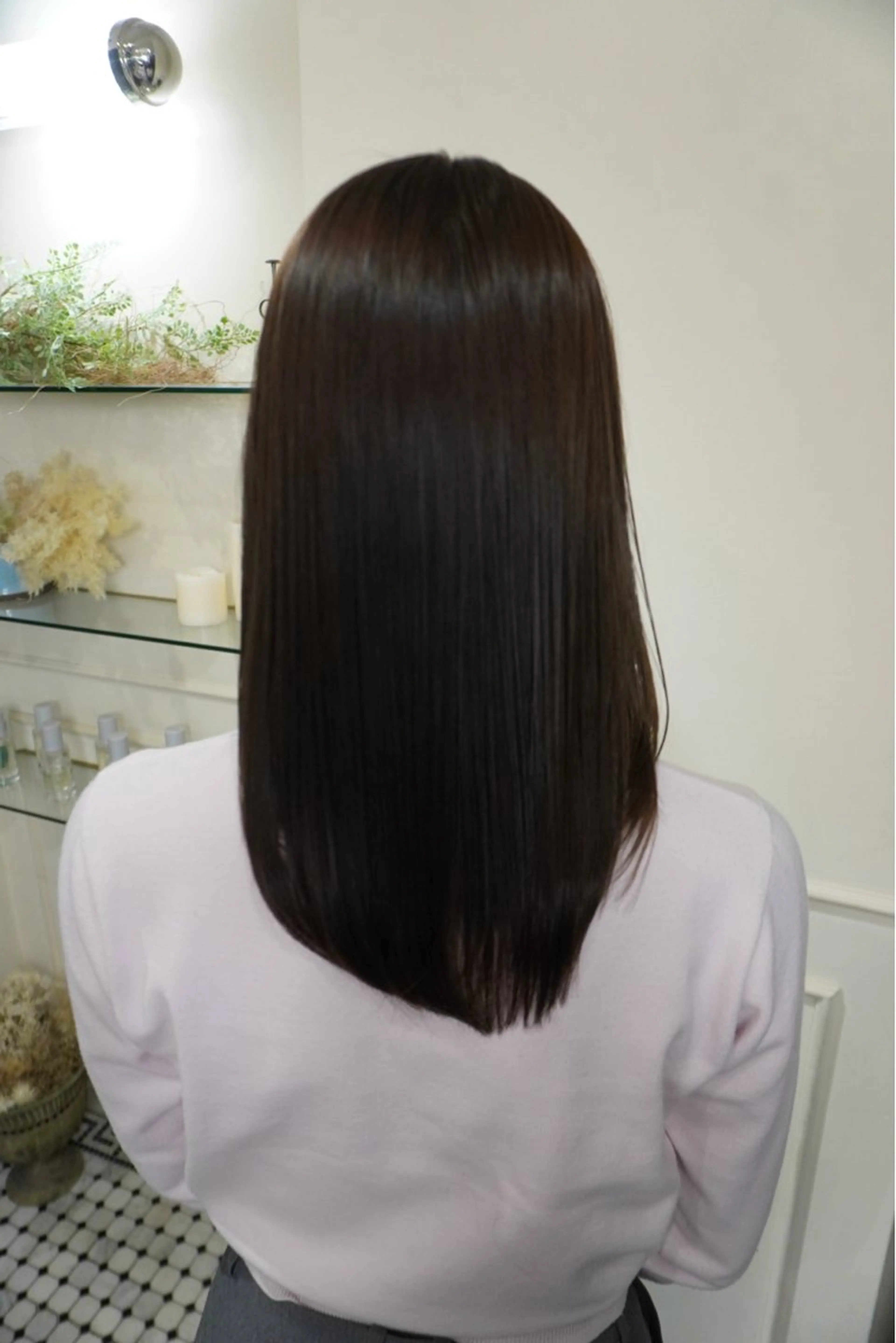 ロング カラー アッシュ アッシュブラウン ブラウンカラー 透明感カラー ヘアカラー ROVER所属・Konomura Neneのヘアスタイル