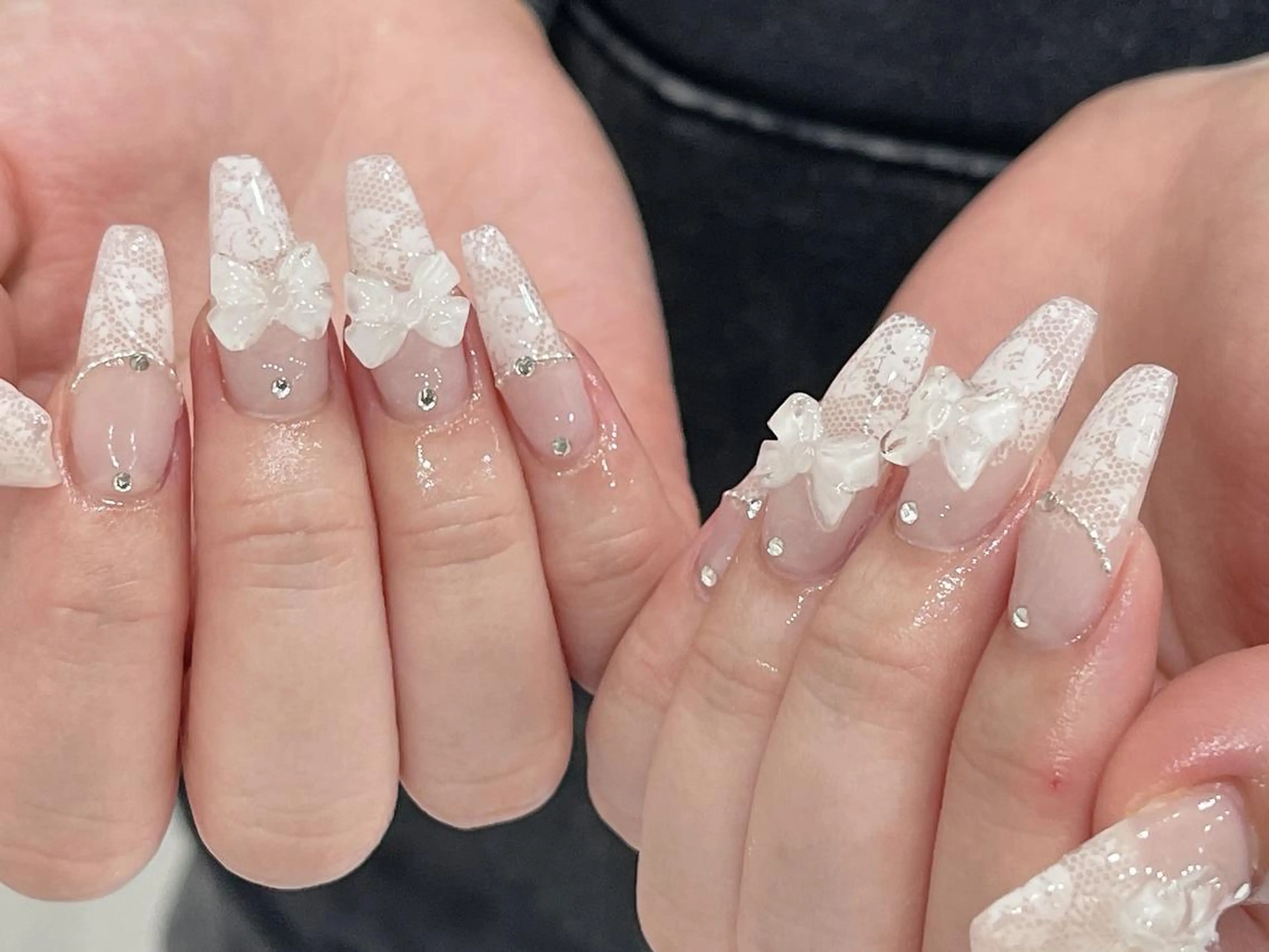 ネイル アートネイル 持ち込み Rainrain💧 パーツ豊富、やり放題のネイルデザイン