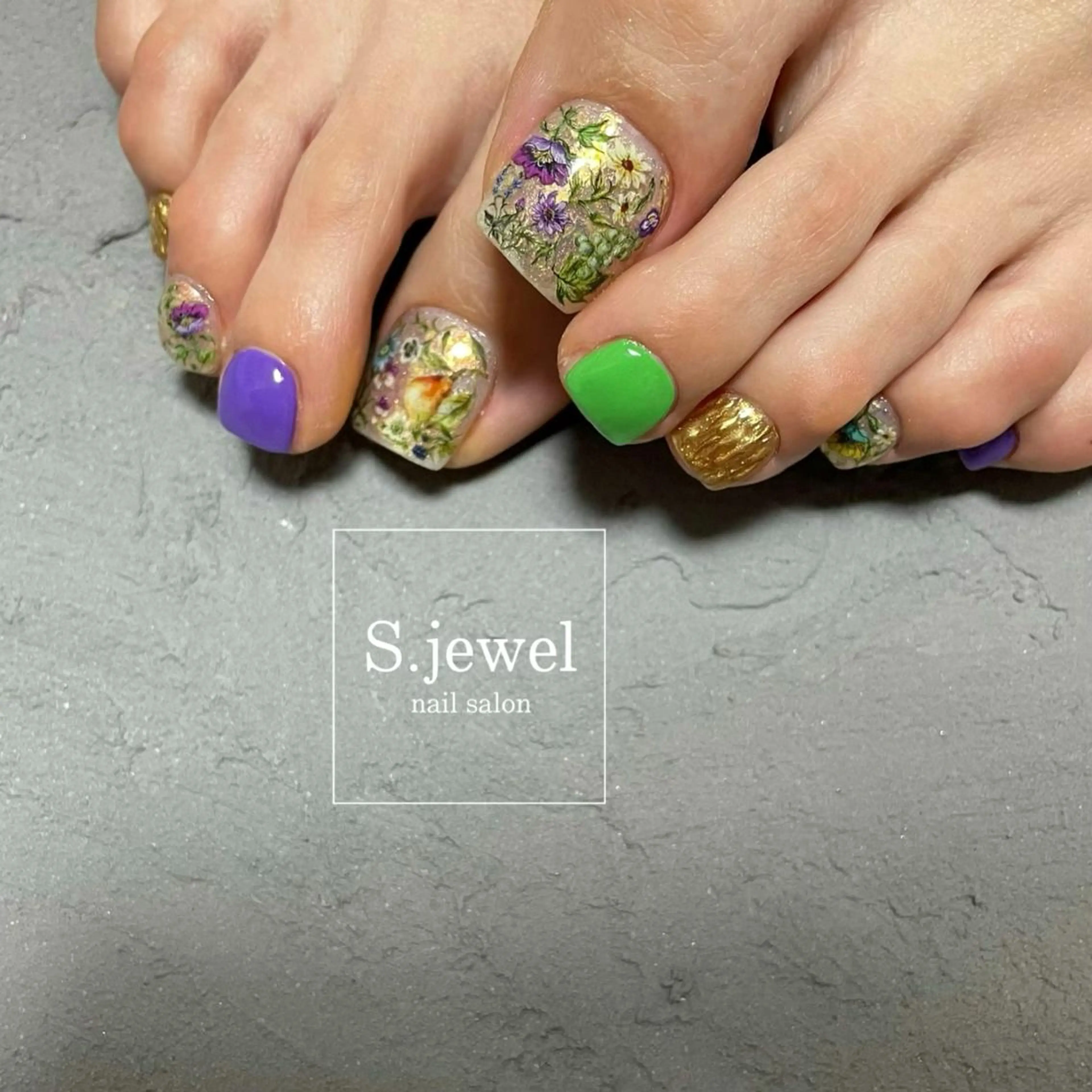 ネイル S♡JEWEL所属・S. JEWELのネイルデザイン