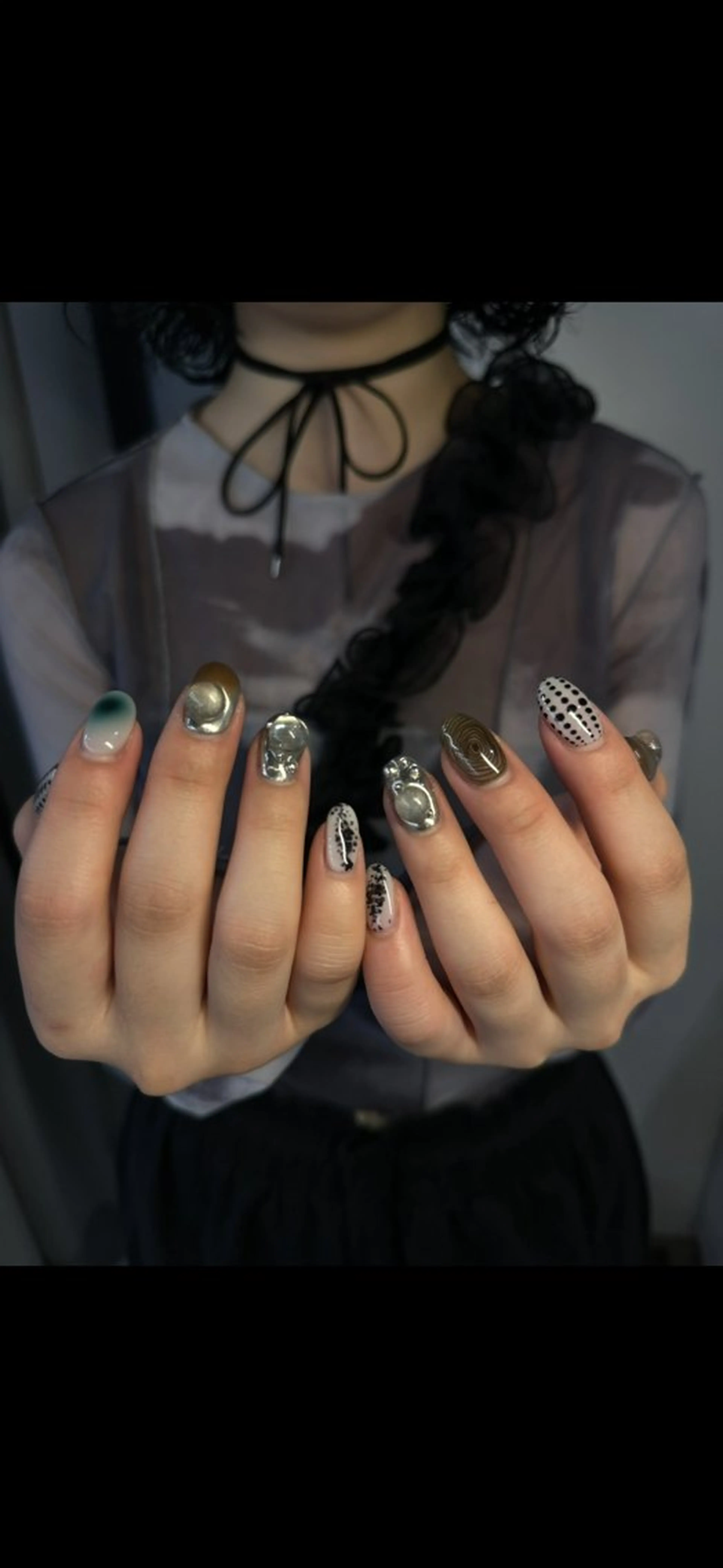 ネイル しおん🎶｜ひと 癖ニュアンス｜個性派のネイルデザイン