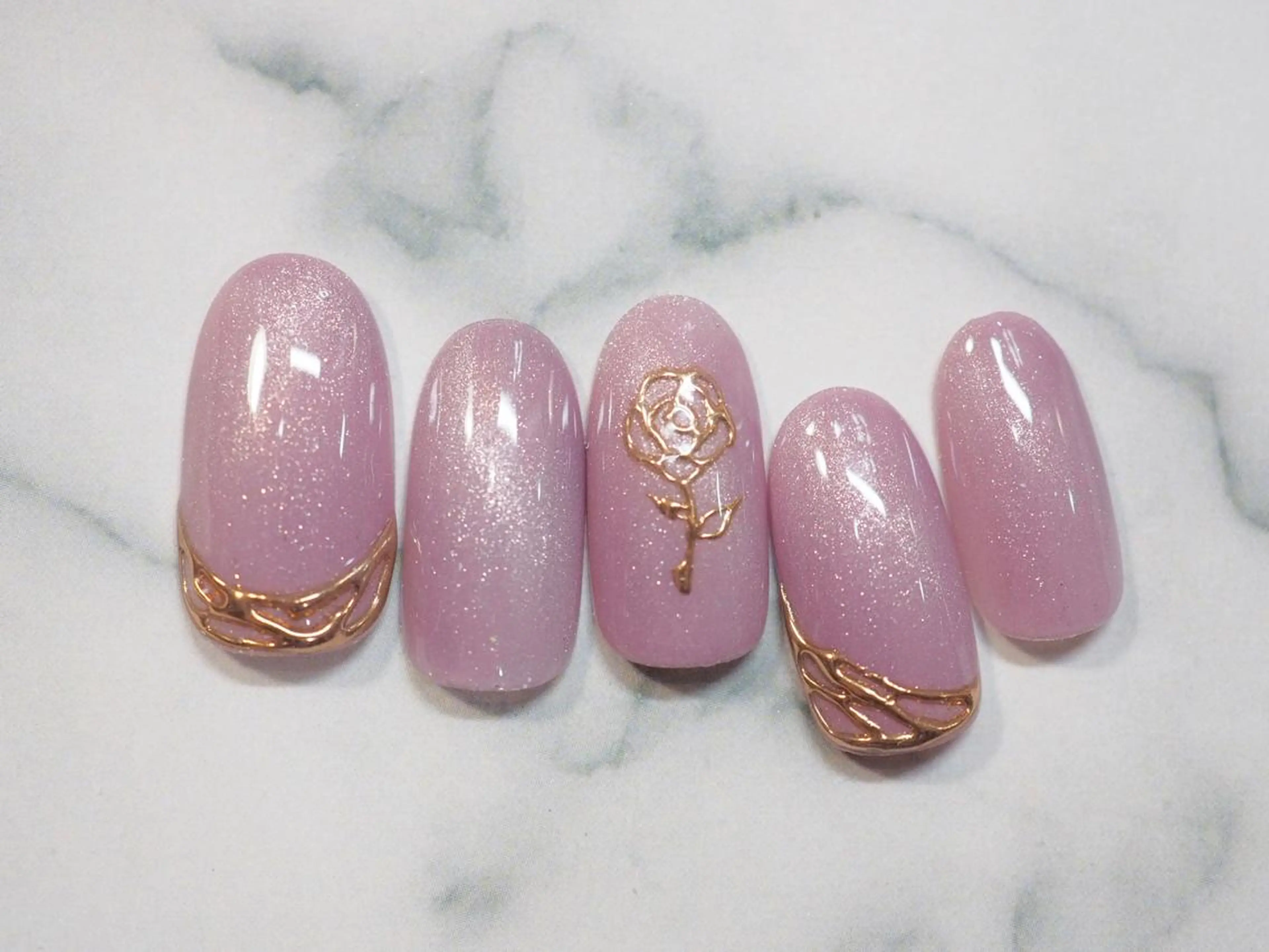 ネイル トップネイリスト Ribbon立川店のネイルデザイン