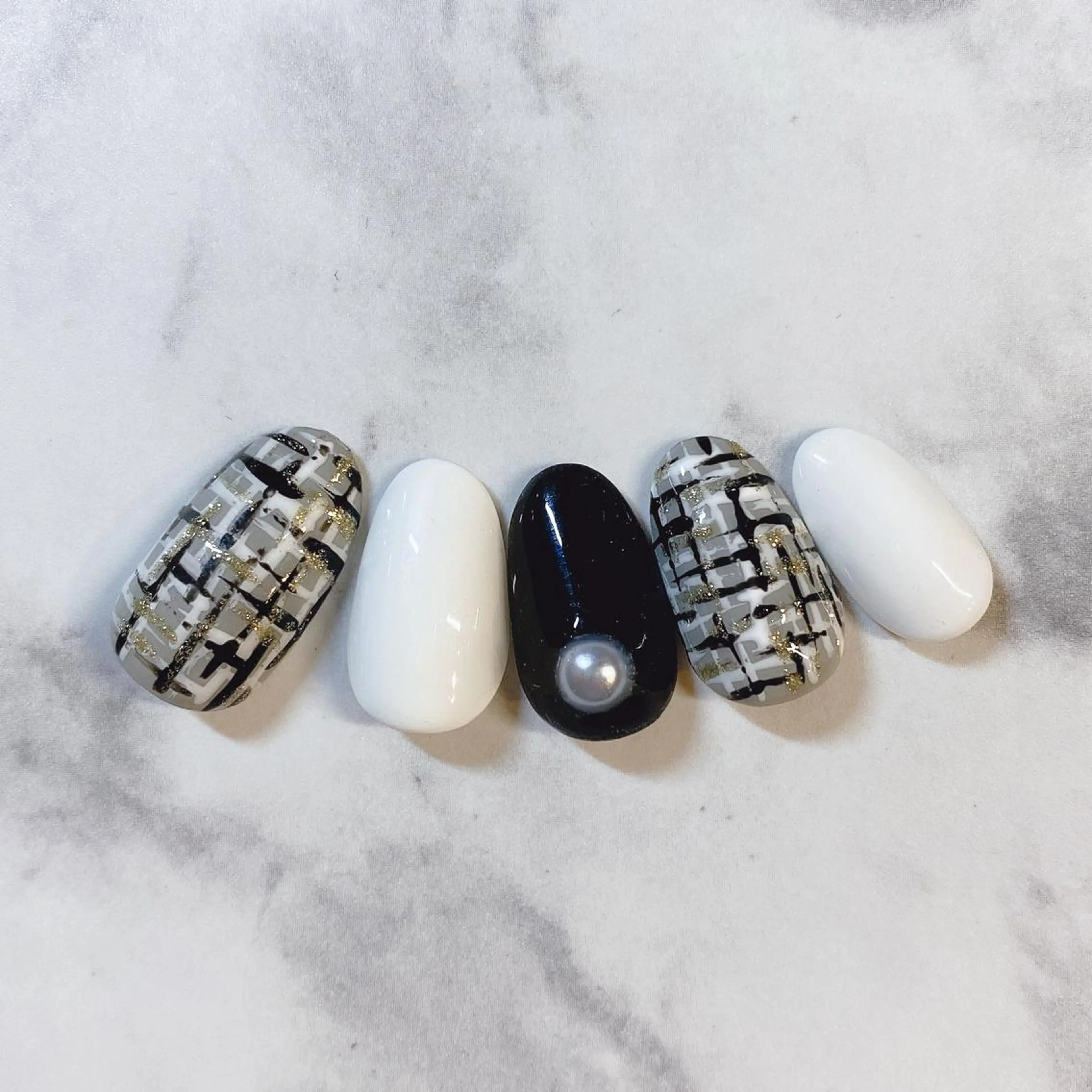 ネイル ハンドネイル ISHIHARA KANAのネイルデザイン