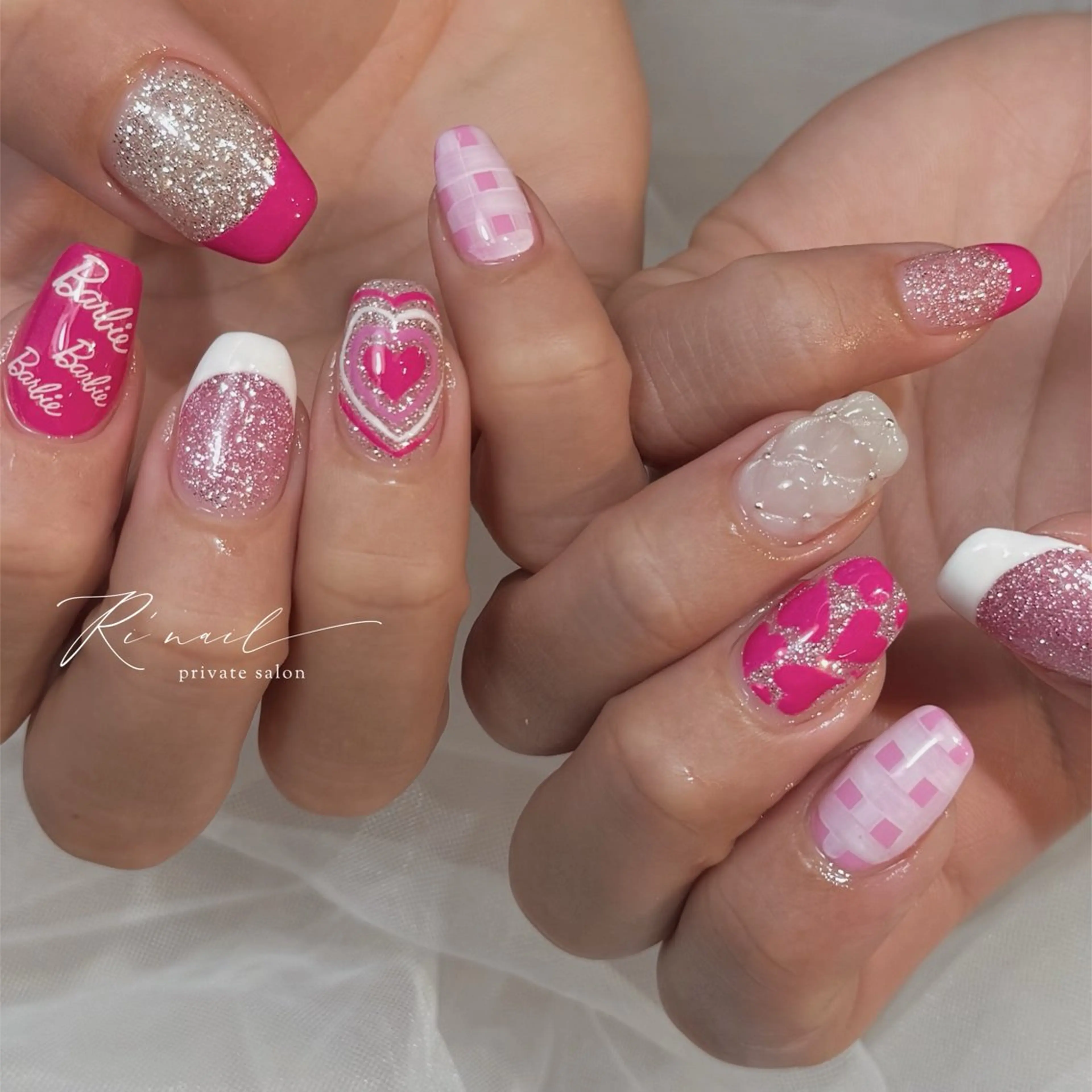 ネイル フレンチネイル ハート ピンク ISHIWATA LINAのネイルデザイン