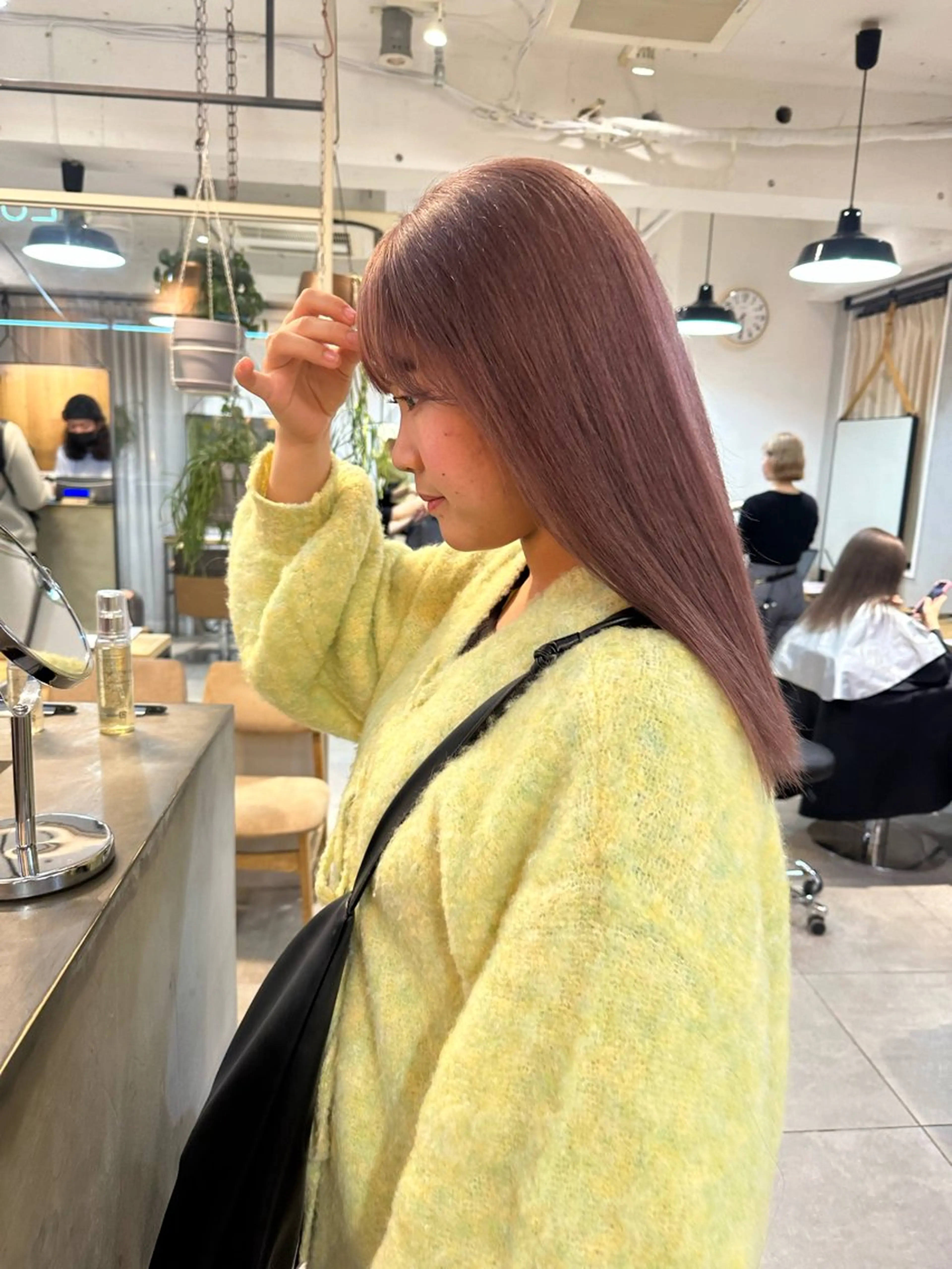 セミロング カラー REINA☁️透明感 カラー/ぷつっと♡のヘアスタイル