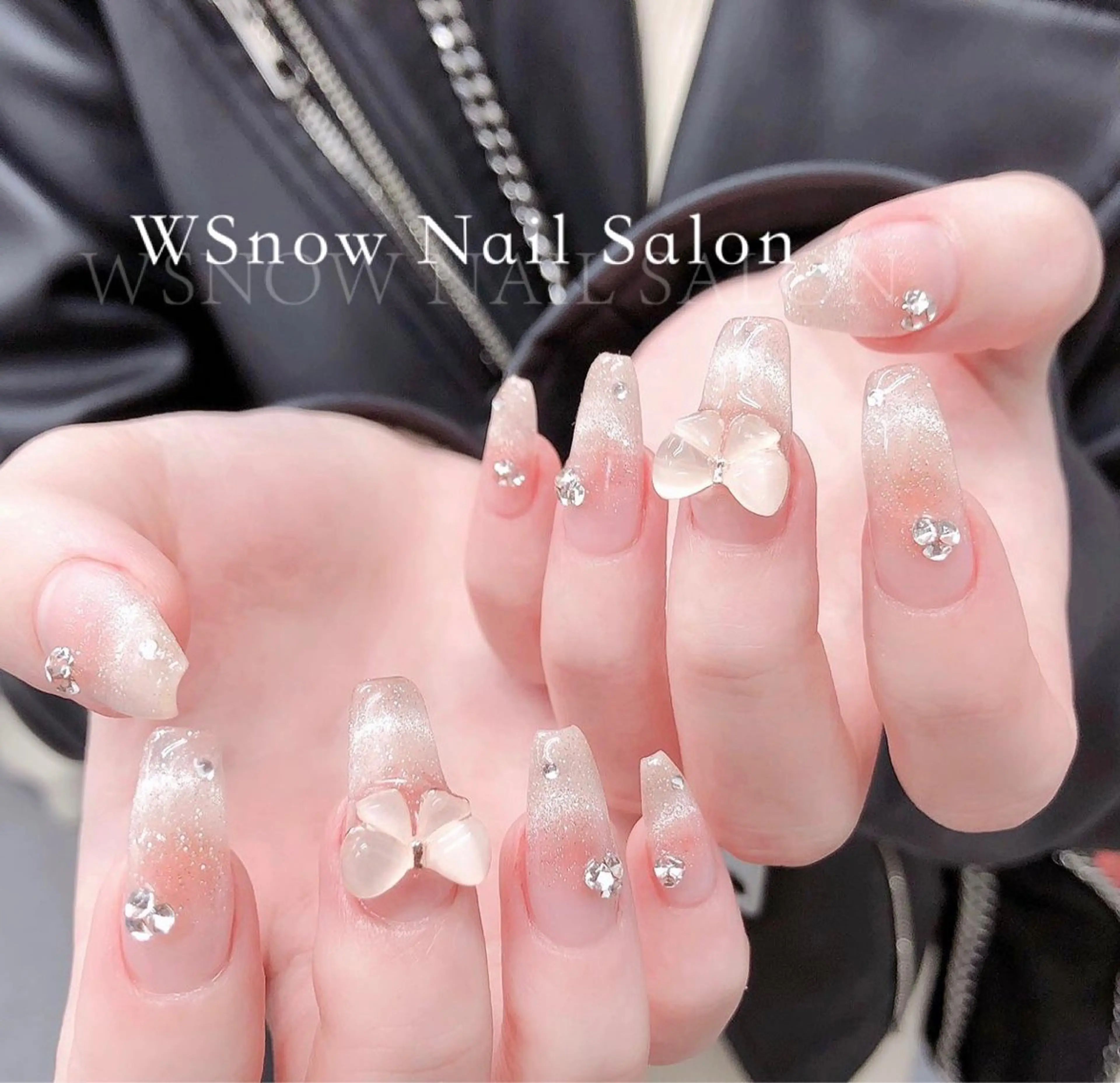 ネイル チークネイル ハンドネイル Tinicoo Yuki ❄️のネイルデザイン