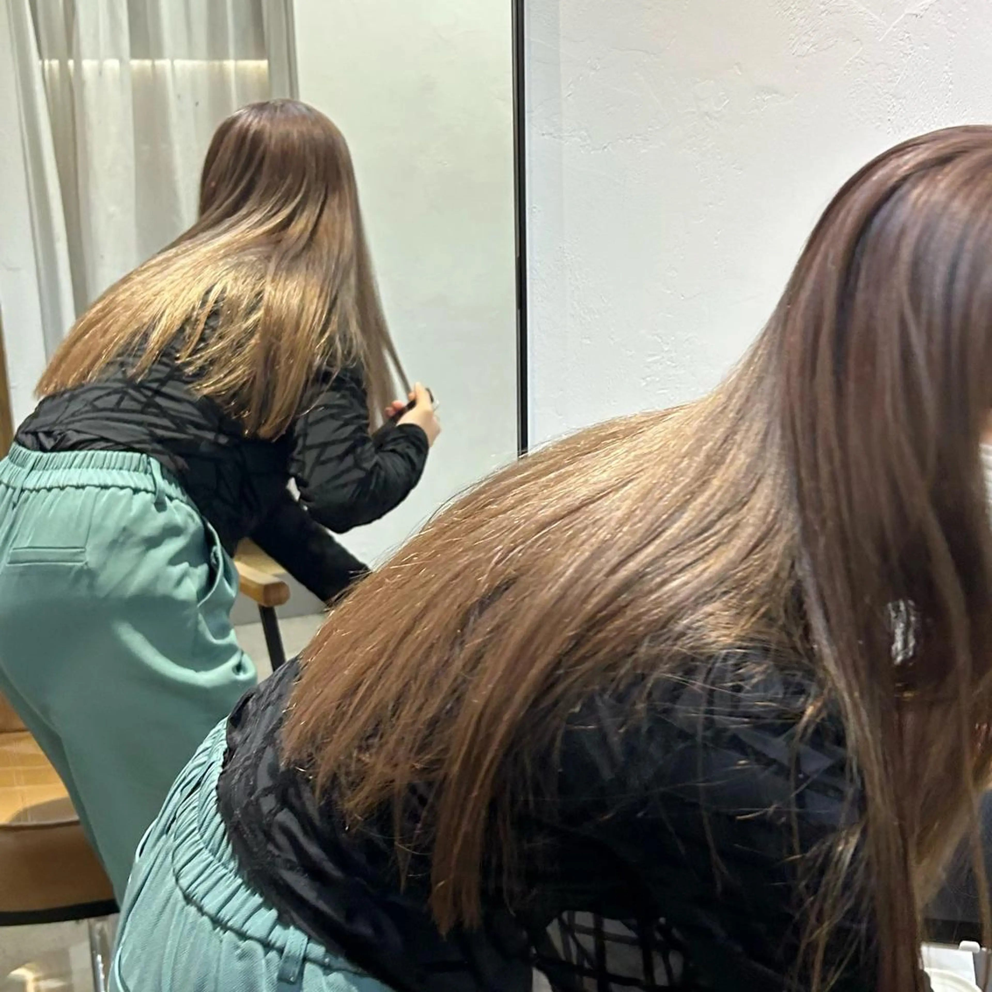 ロング カラー ベージュカラー ブリーチ ヘアカラー じゅわっと暖色カラー 🍊Moemiのヘアスタイル