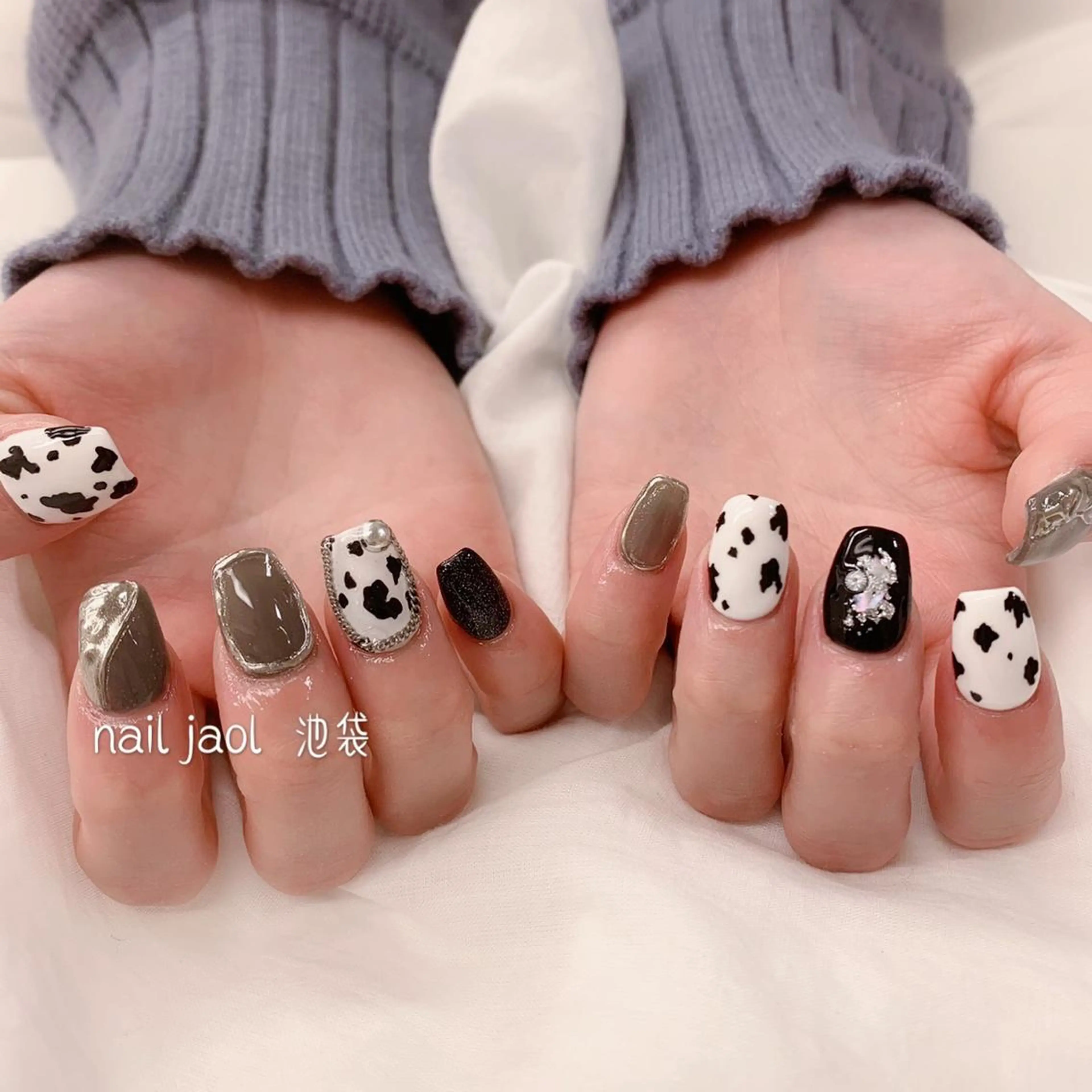 ミディアム ハンドネイル nail jaol池袋店所属・ネイルJaol 池袋のネイルデザイン