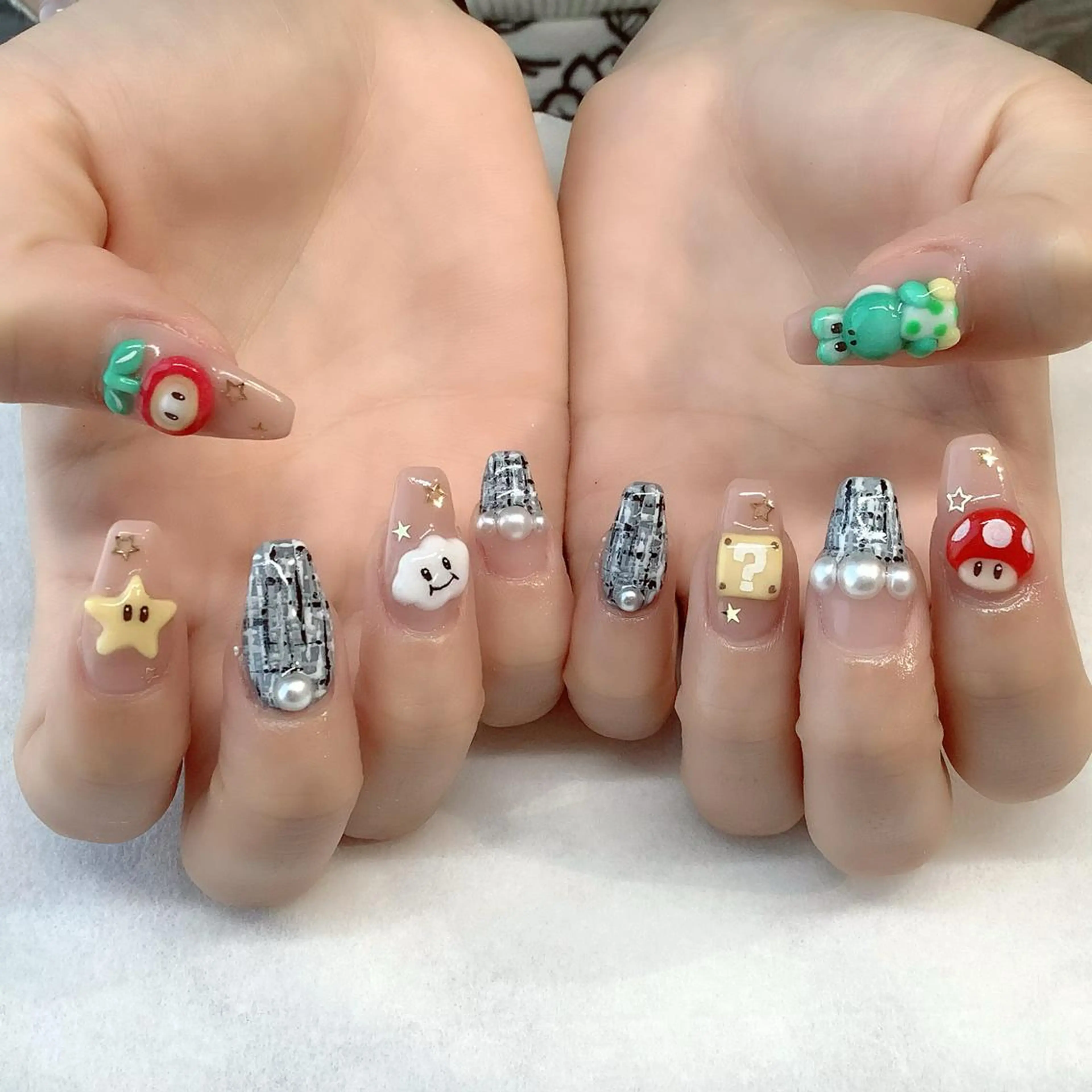 ネイル ハンドネイル 💎🐰 saki. m 🐰💎のネイルデザイン