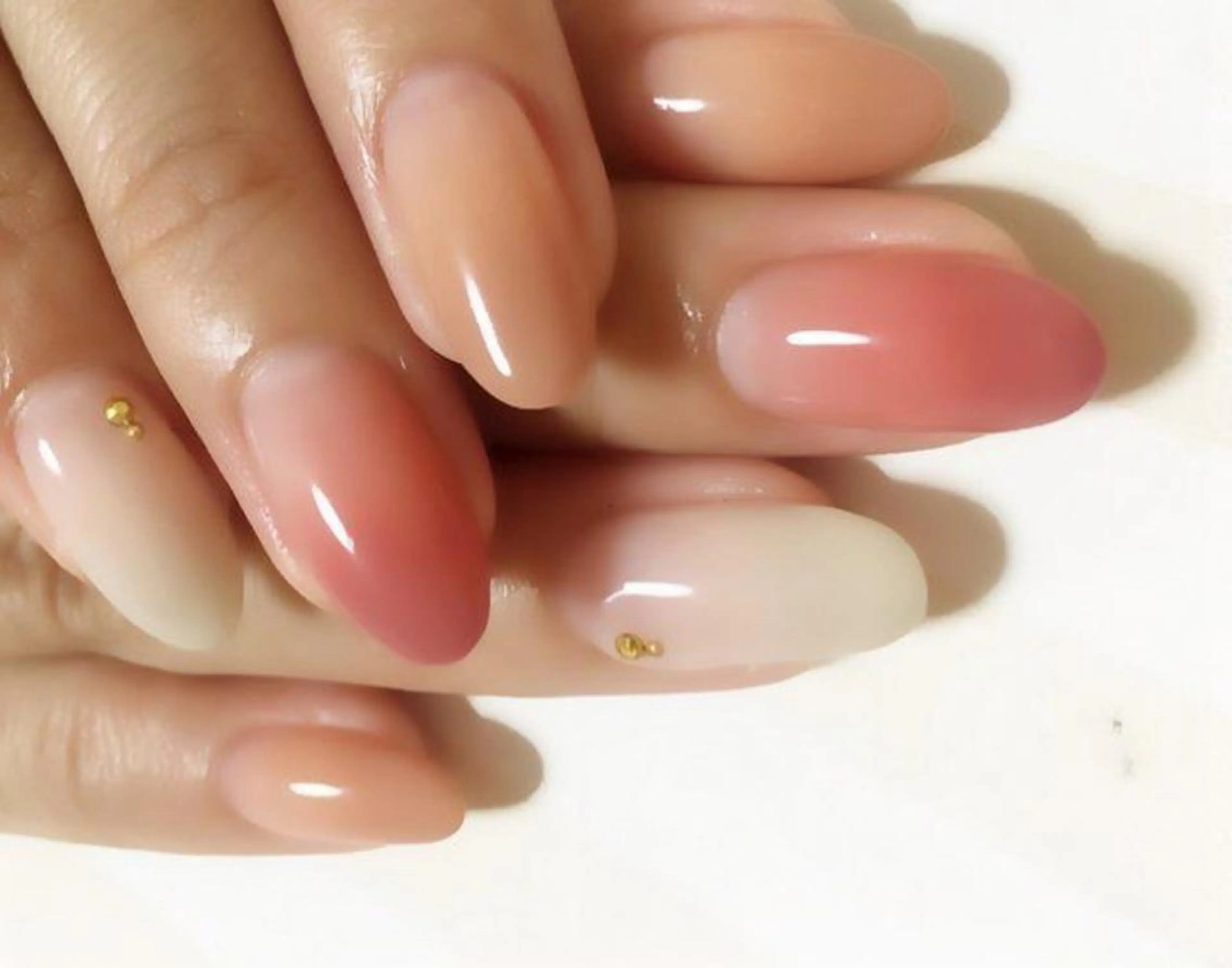 ネイル Nail's Cecile所属・Cecile Rieのネイルデザイン