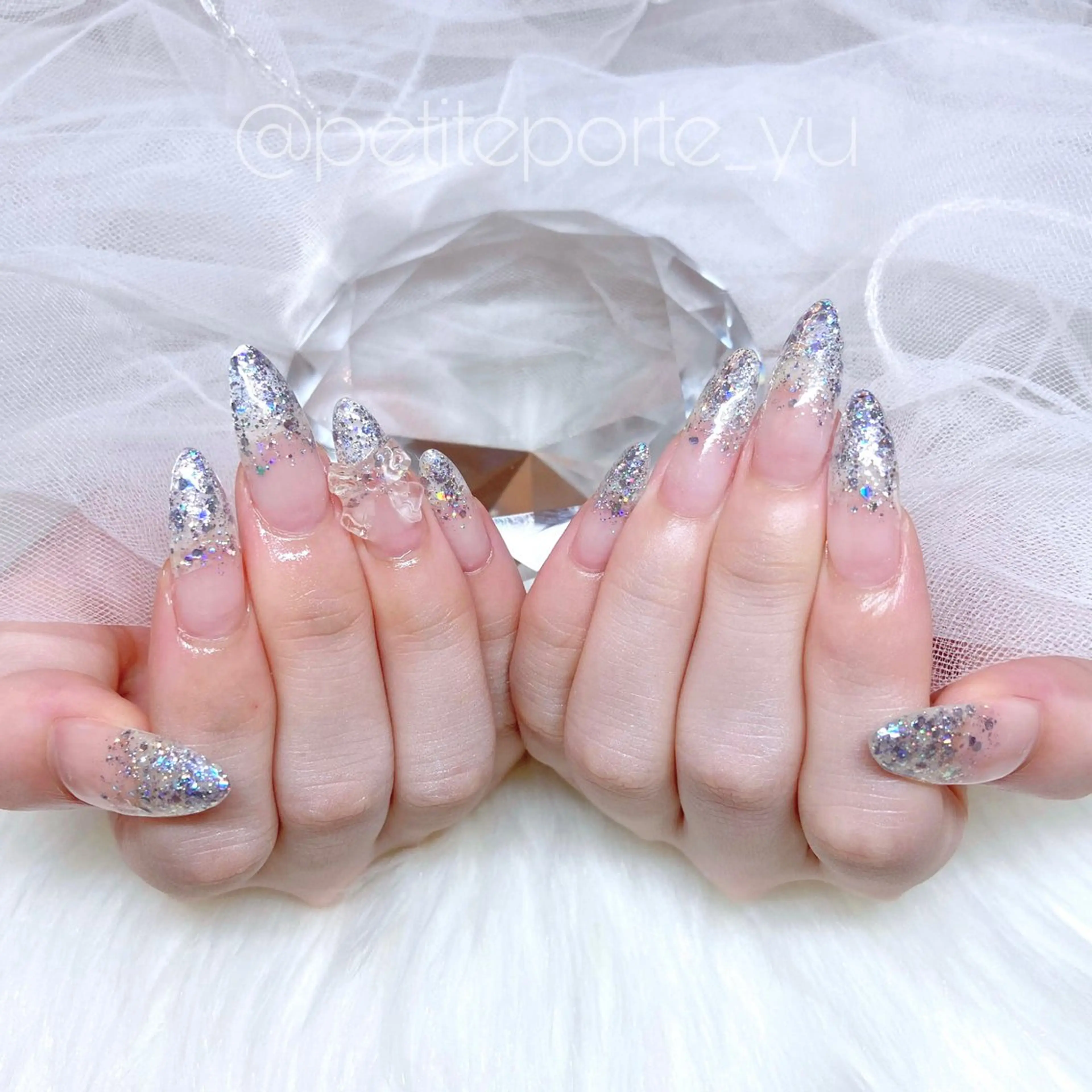 ネイル クリアネイル ジェルネイル グラデーション キラキラネイル ラメ(グリッター) ハンドネイル nailsalon petite porte所属・petite porteのネイルデザイン