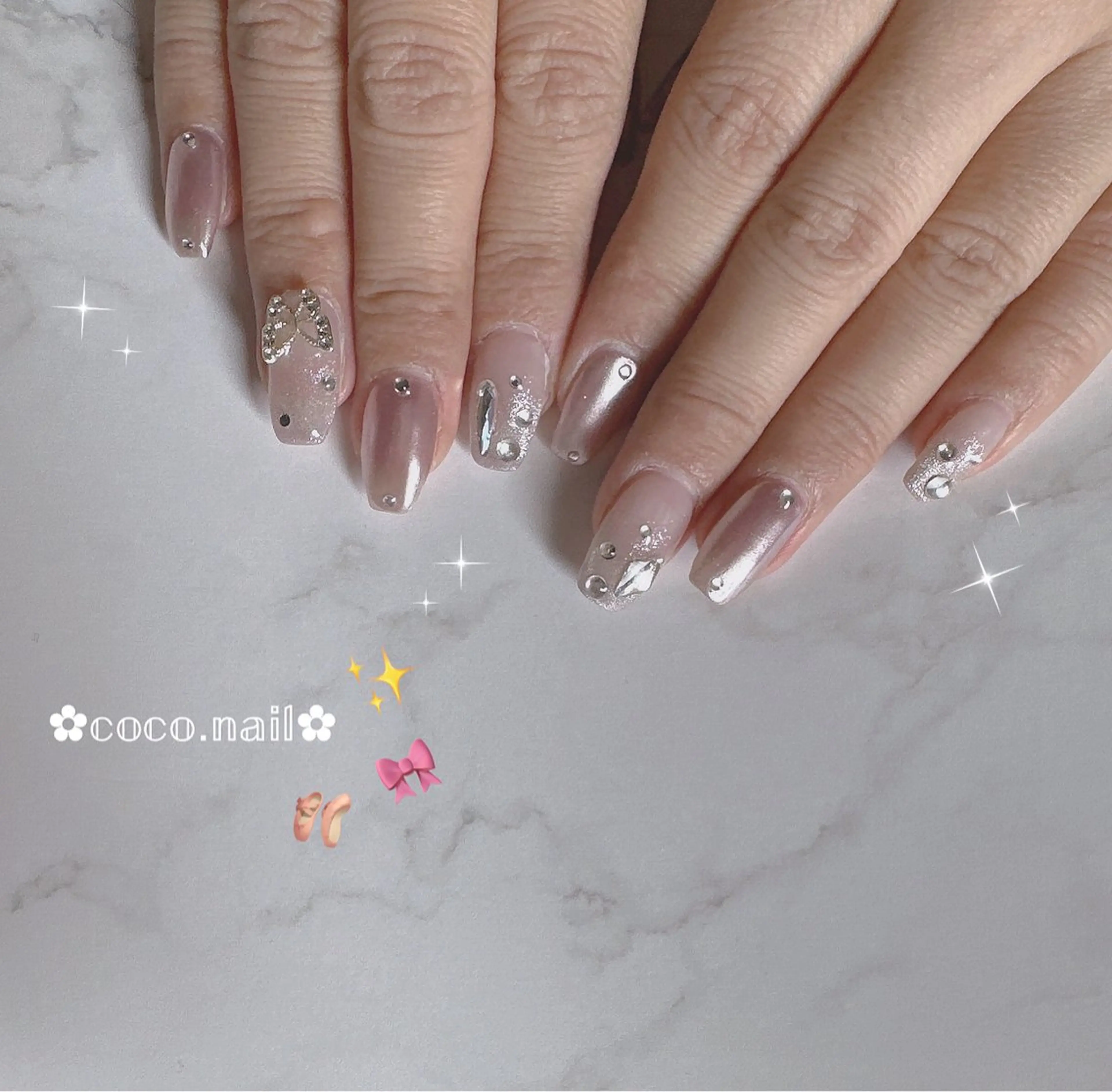 ネイル lili.nail y2k/ワンホンのネイルデザイン