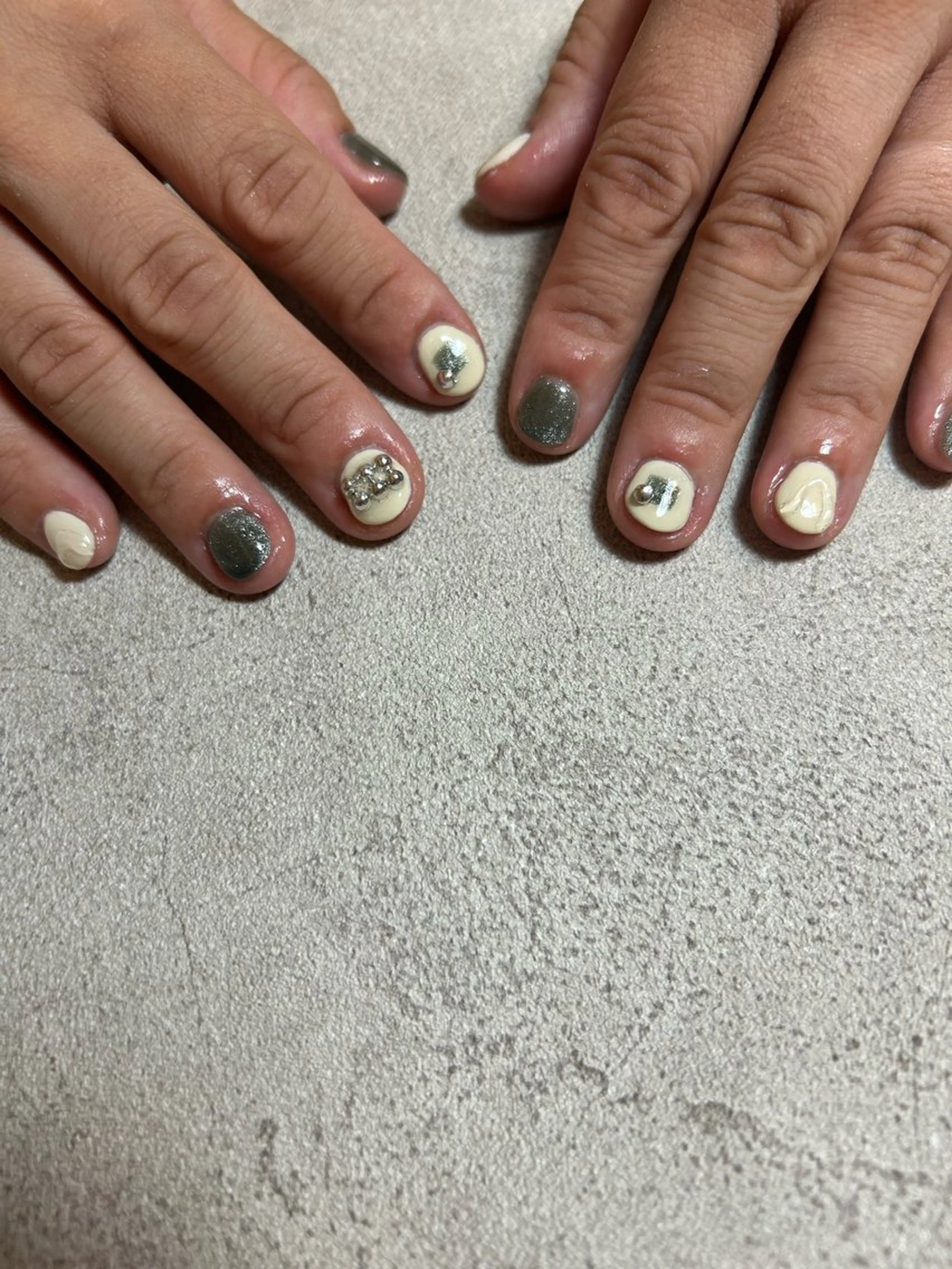 ネイル amunail所属・浦川 歩のネイルデザイン