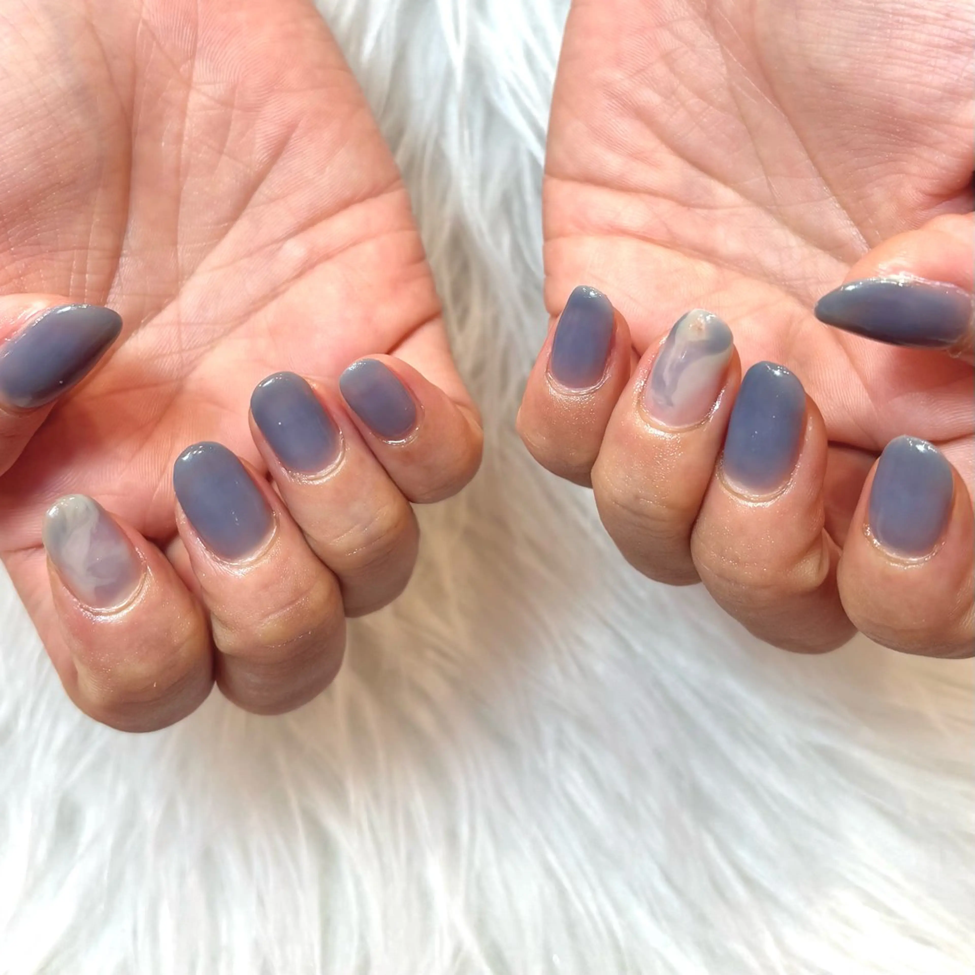 ネイル 大理石ネイル(マーブル) Lib VALLA Aoiのネイルデザイン