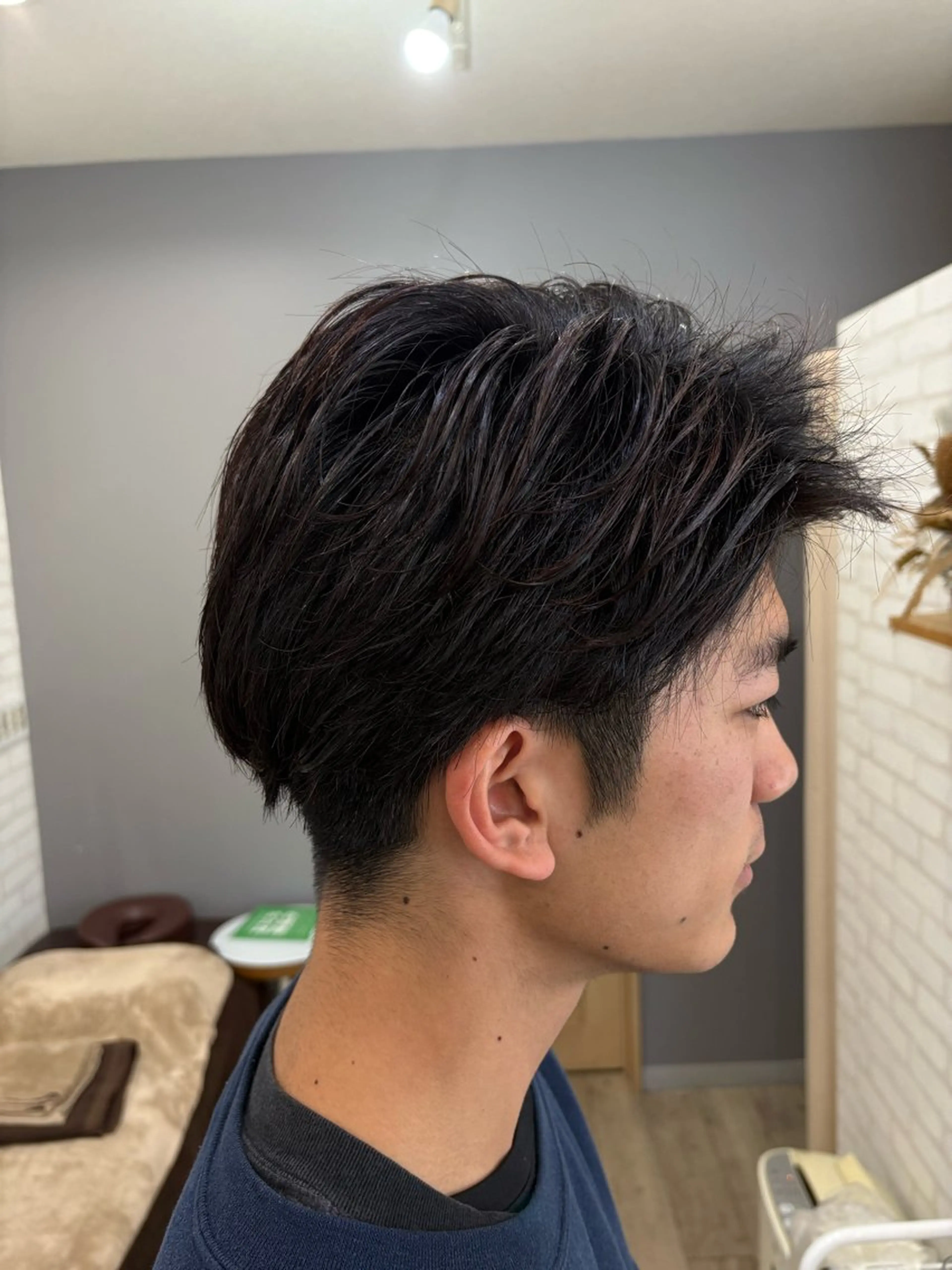 ショート パーマ メンズ フェザーパーマ メンズパーマ 高橋 知輝のヘアスタイル