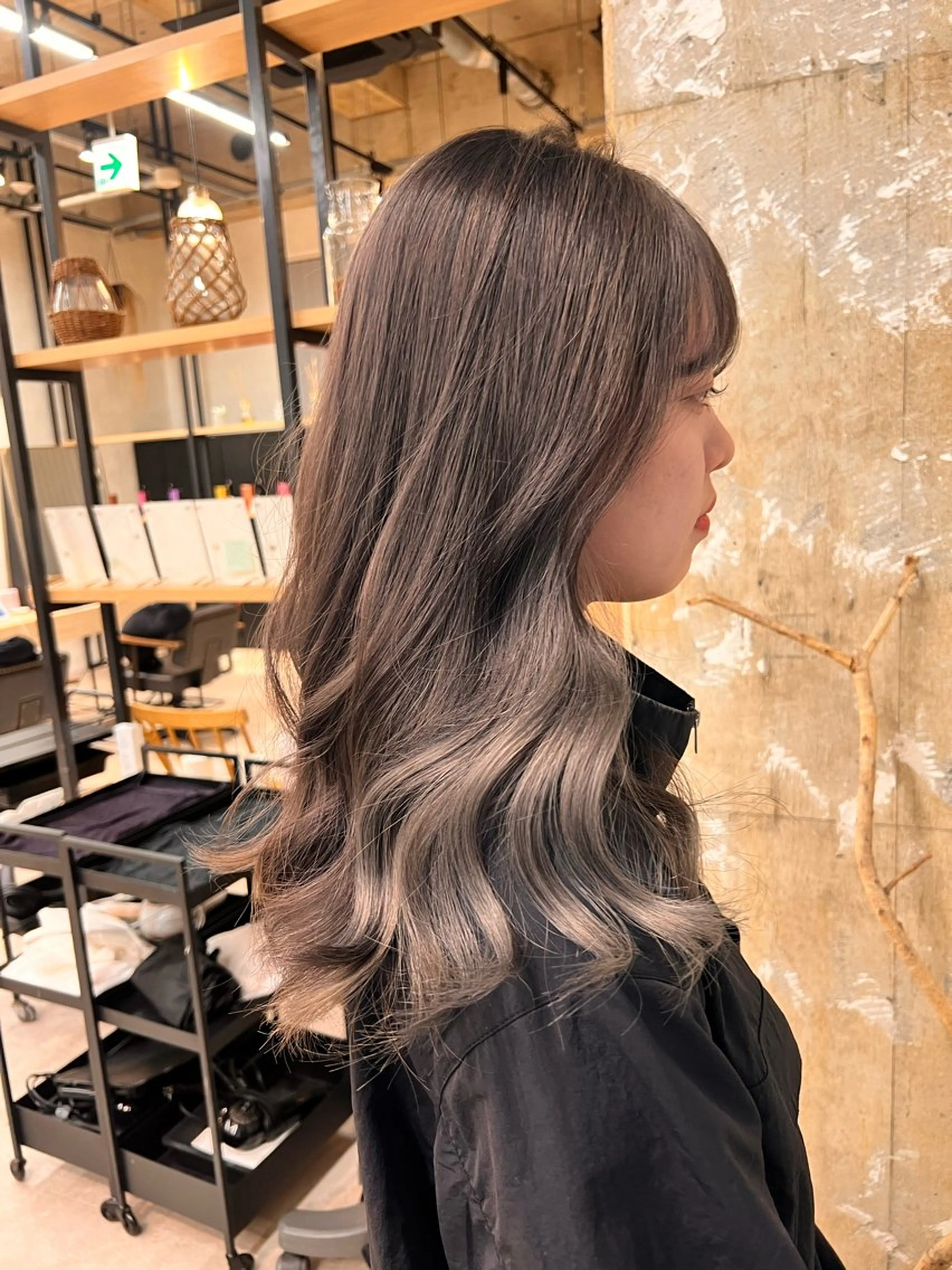 🎠🪞新規様限定🎠🪞骨格矯正カット➕水素カラー➕最高級オージュアトリートメントの写真