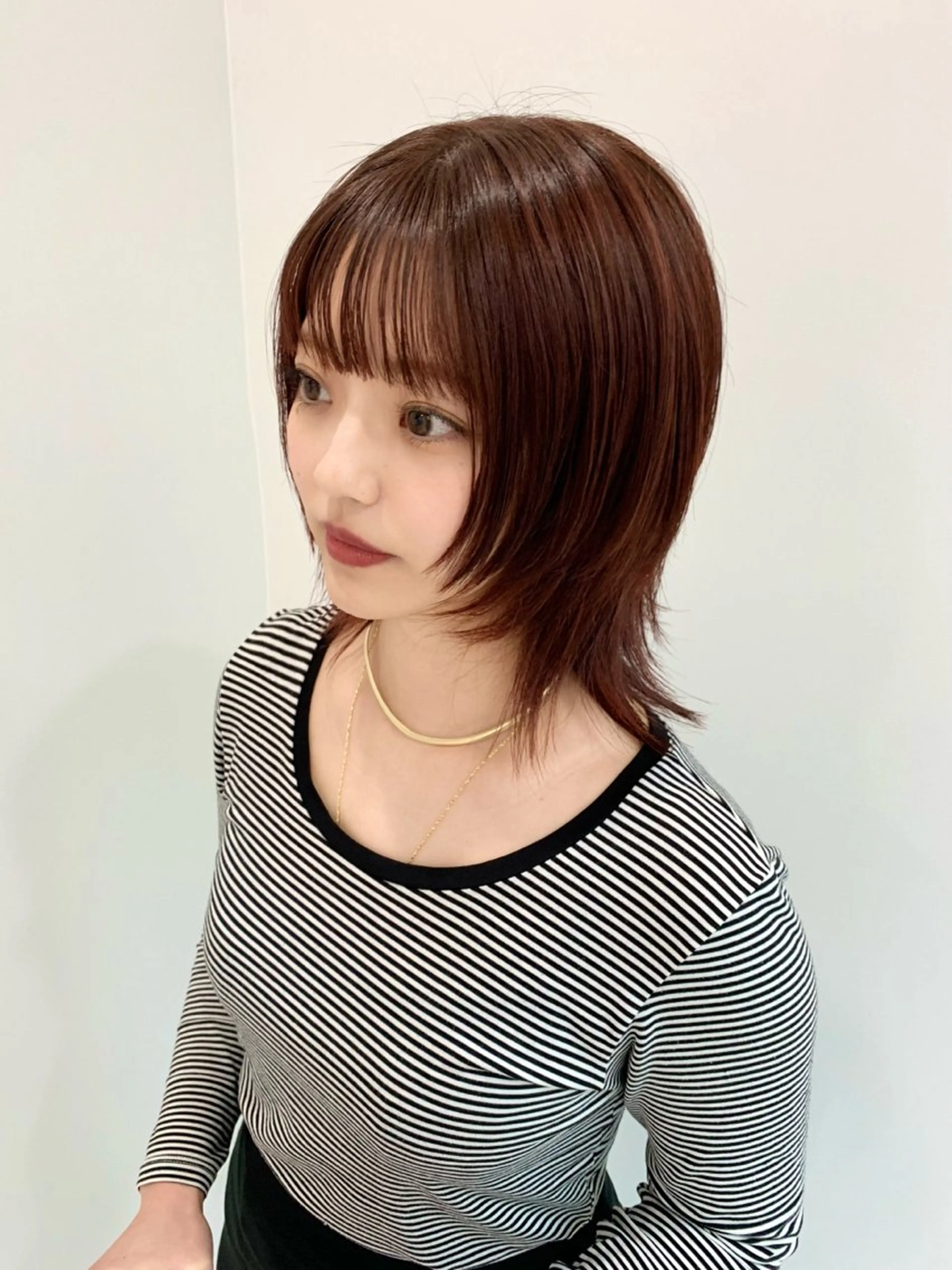 セミロング ウルフカット ヘアカラー LITTLE _KATOのヘアスタイル