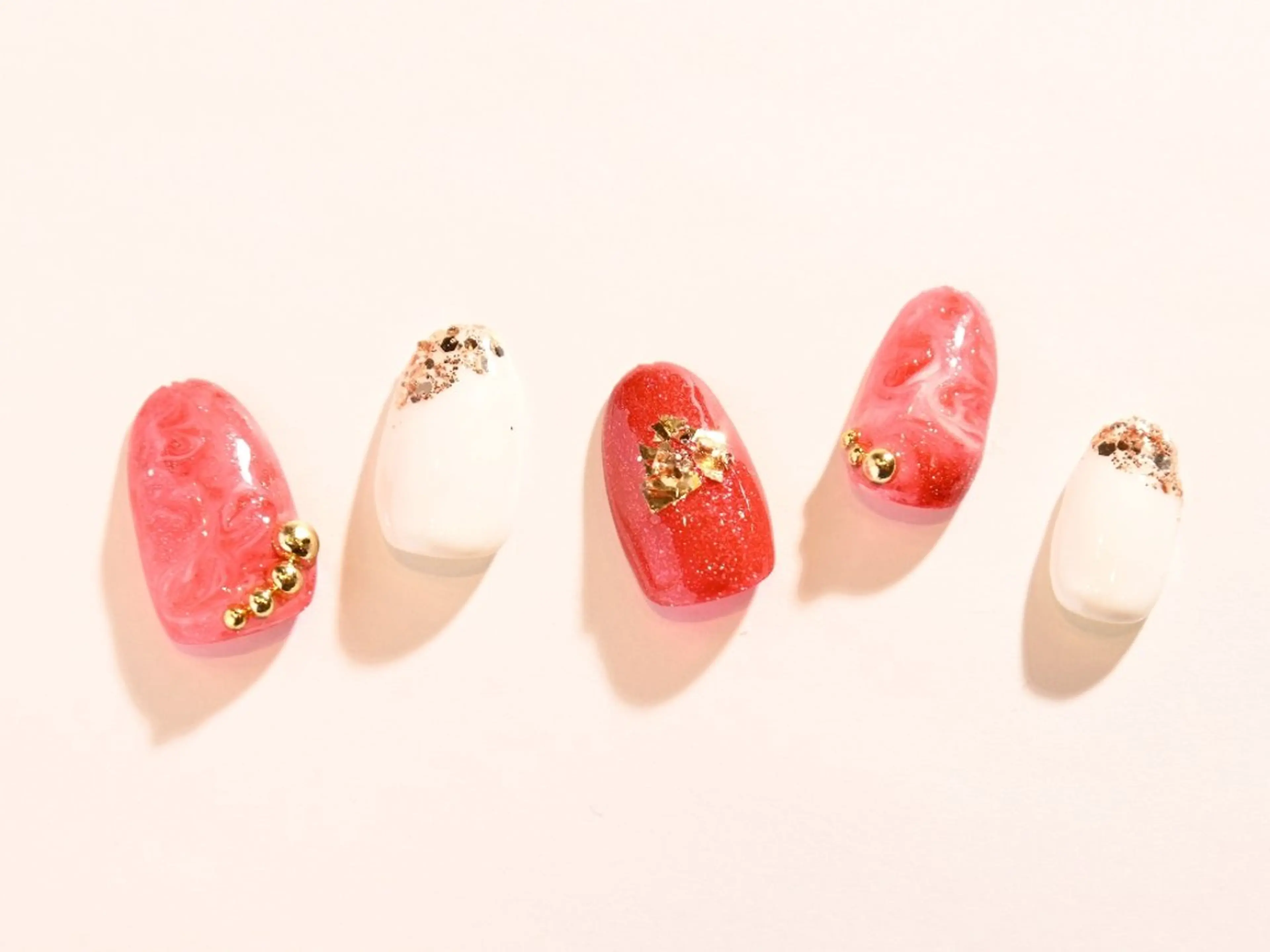 ネイル 💙🤍Tiary M🤍💙のネイルデザイン